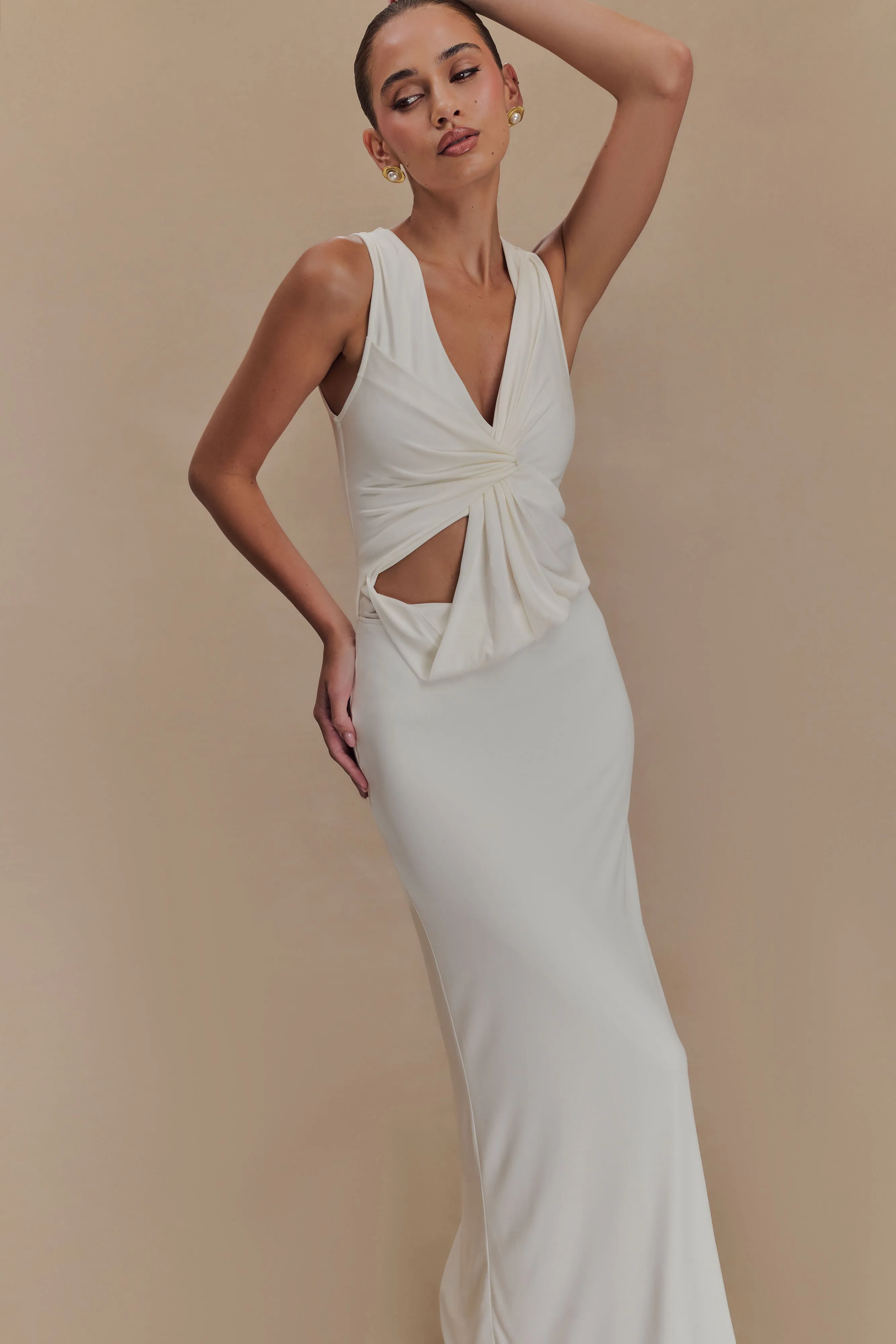 Kassidy Peached Jersey Maxi Dress - Ivory Influencer-Style Trendy And Comfortable