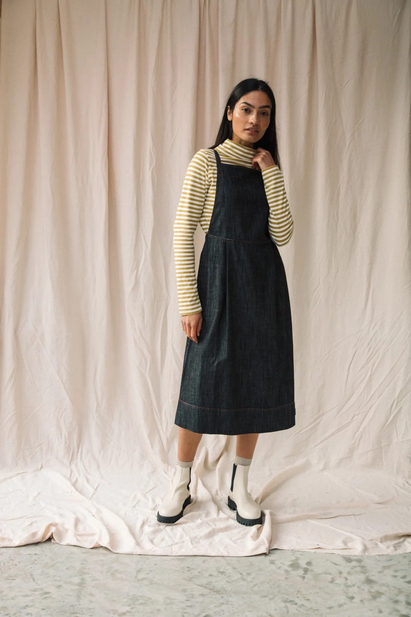 Statement-Print Sage Glow Katana-Leigh Organic Cotton Denim Pinafore Dress in Black