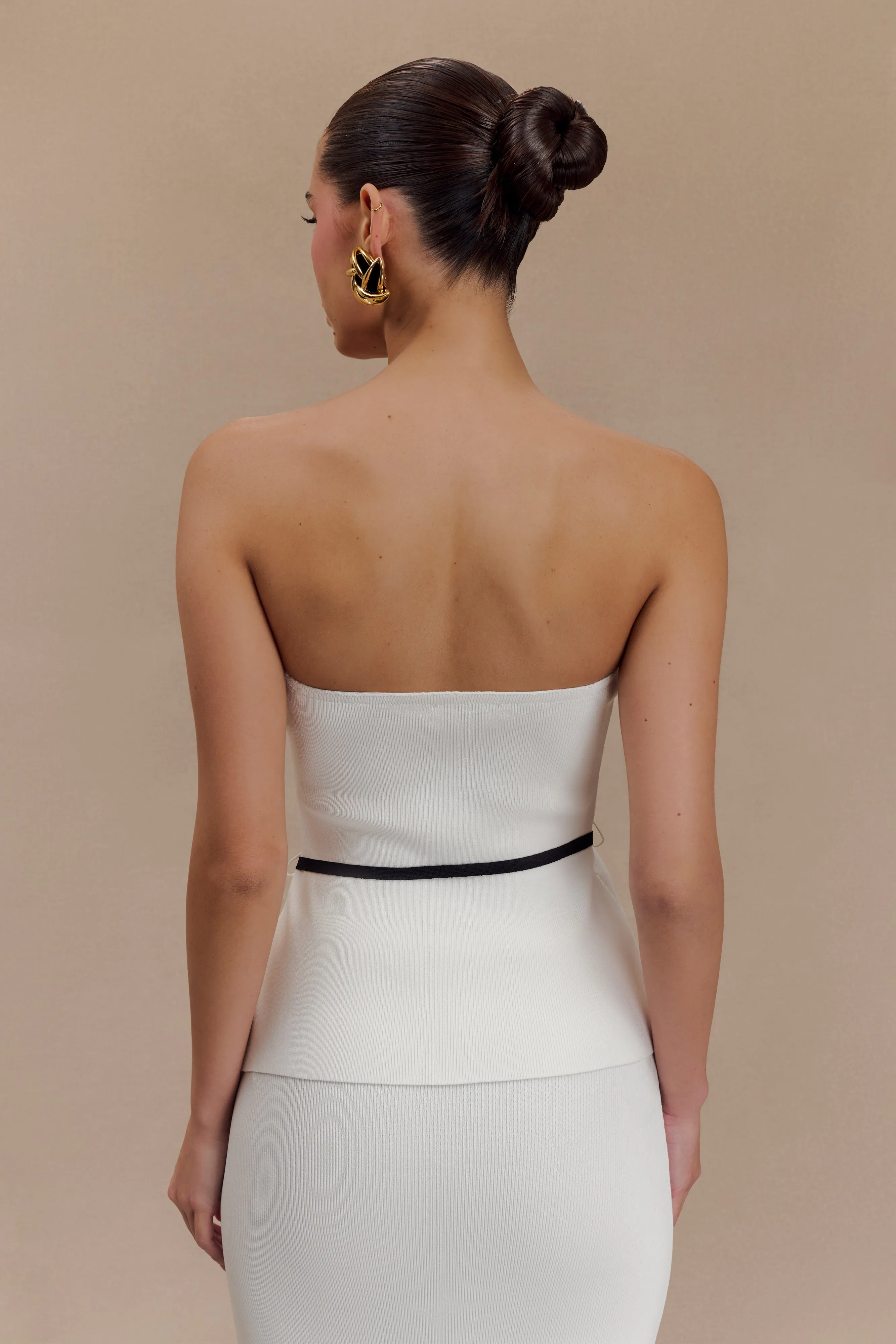 Keaton Strapless Rose Tie Knit Top - White And Black MinimalistCut UltraSoft Lining
