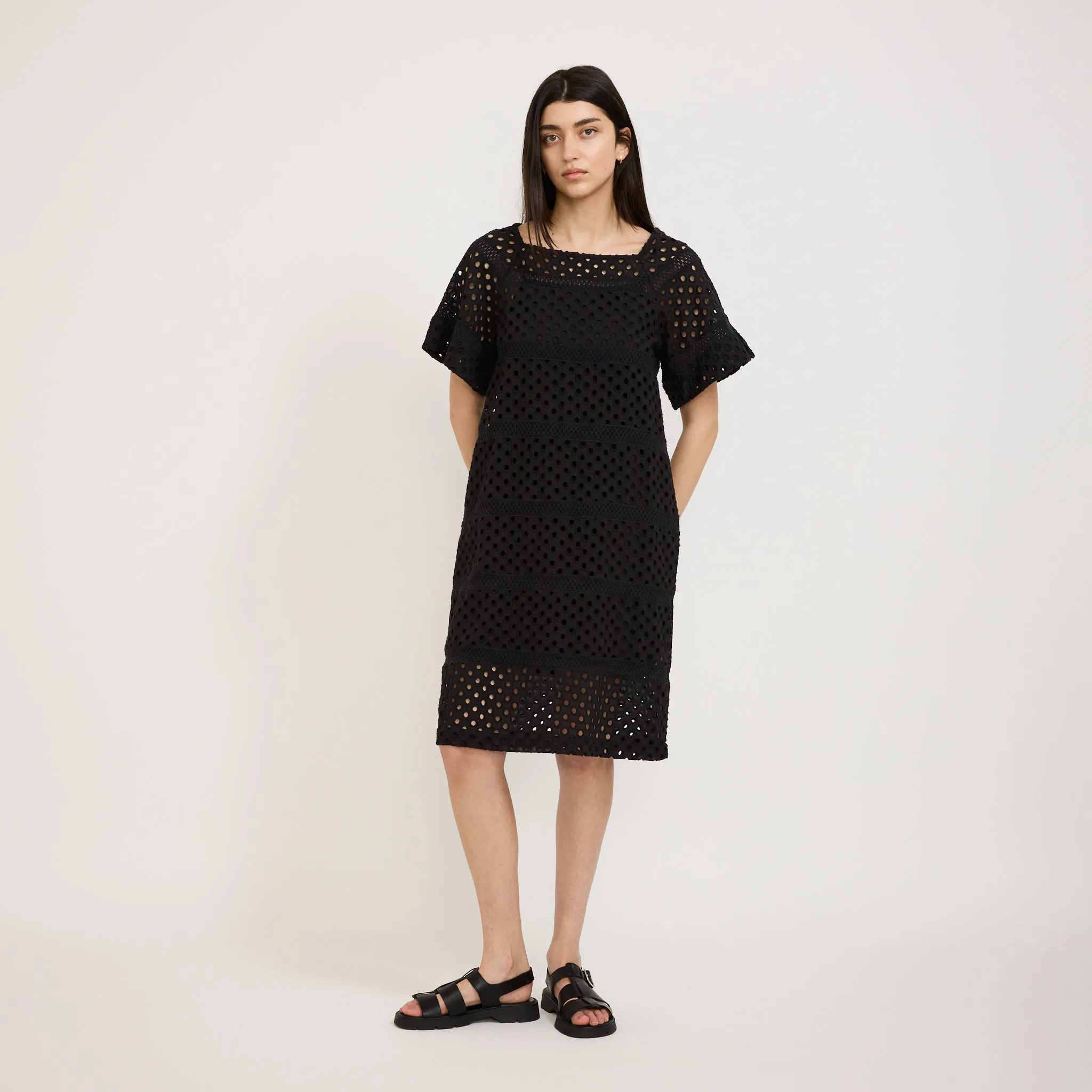 Kelea Dress Black understated look