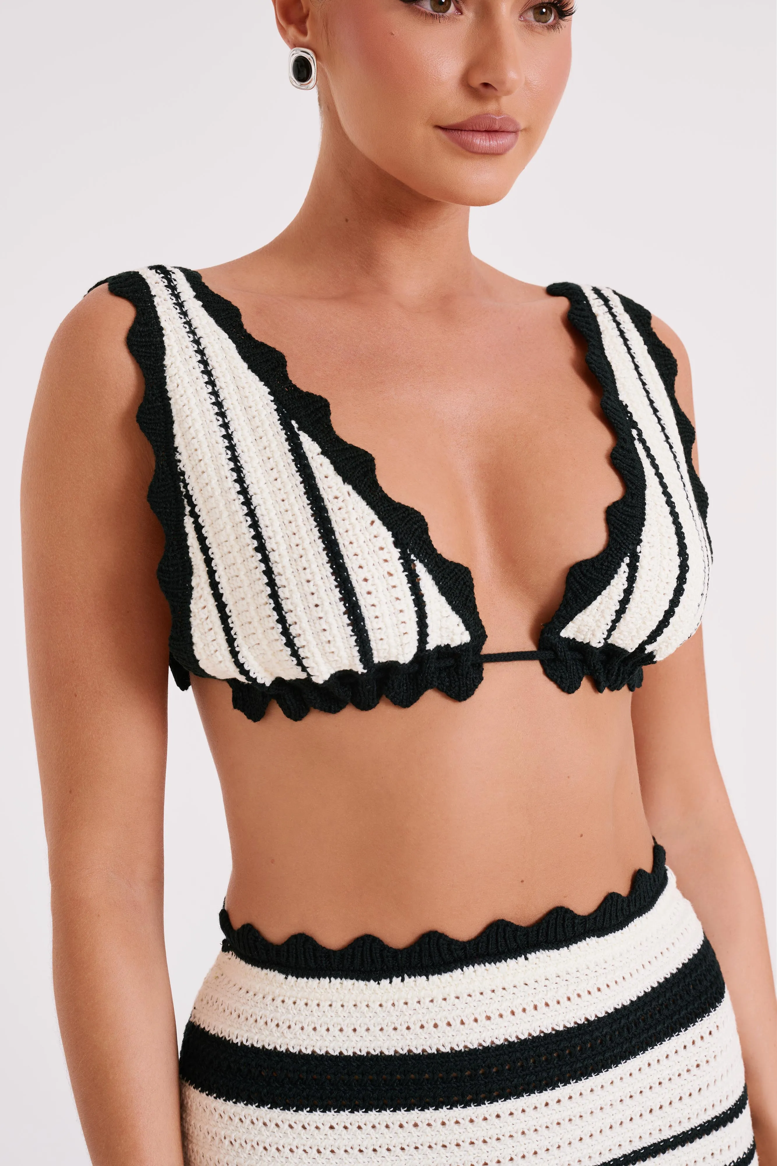Jadia Contrast Crochet Bralette - Black/White Colorfast Dye Method