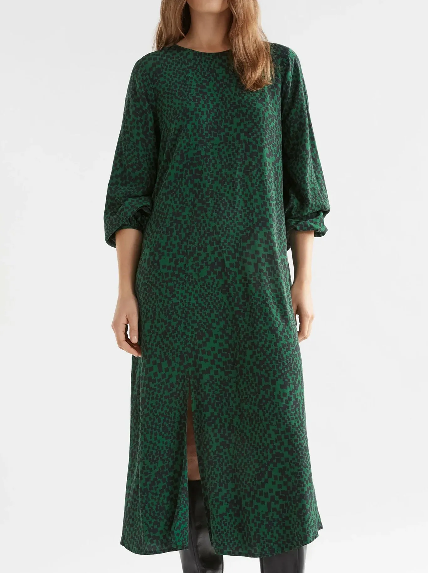 Chic and Stylish Minimalist fit-and-flare ELK DEGA DRESS
