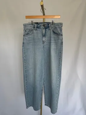 Casual Days Beach Day Brunch Outfit Elegant LEVI'S Baggy Dad Jeans