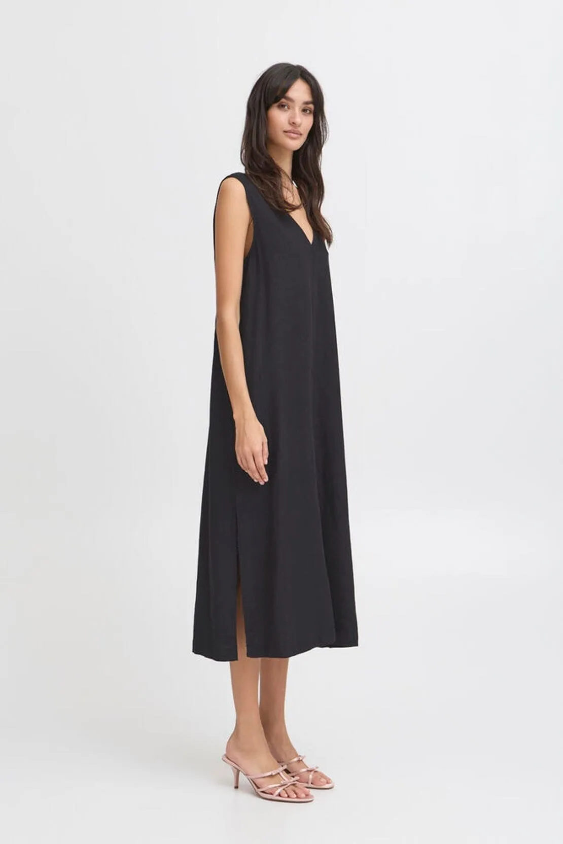 LINEN V-NECK DRESS (BLACK) Crisp Texture Smooth Drape
