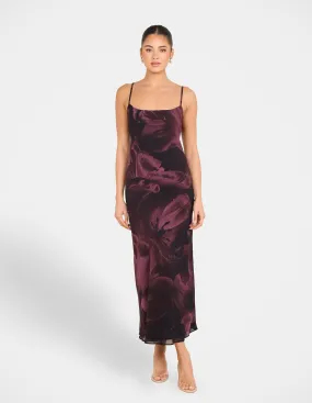 Lulu Slip Maxi Dress Elegant brunch outfit Work Friendly