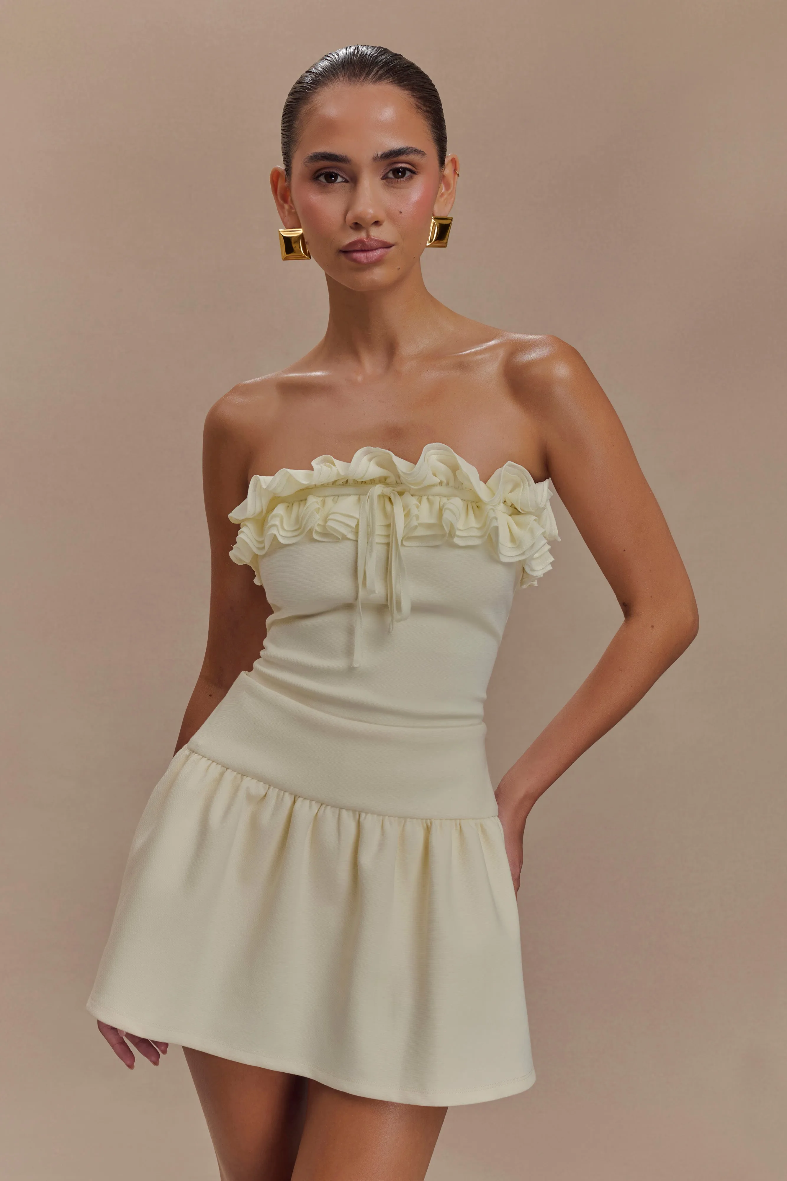 Jennie Ruffle Off Shoulder Top - Ivory Unstructured Fit