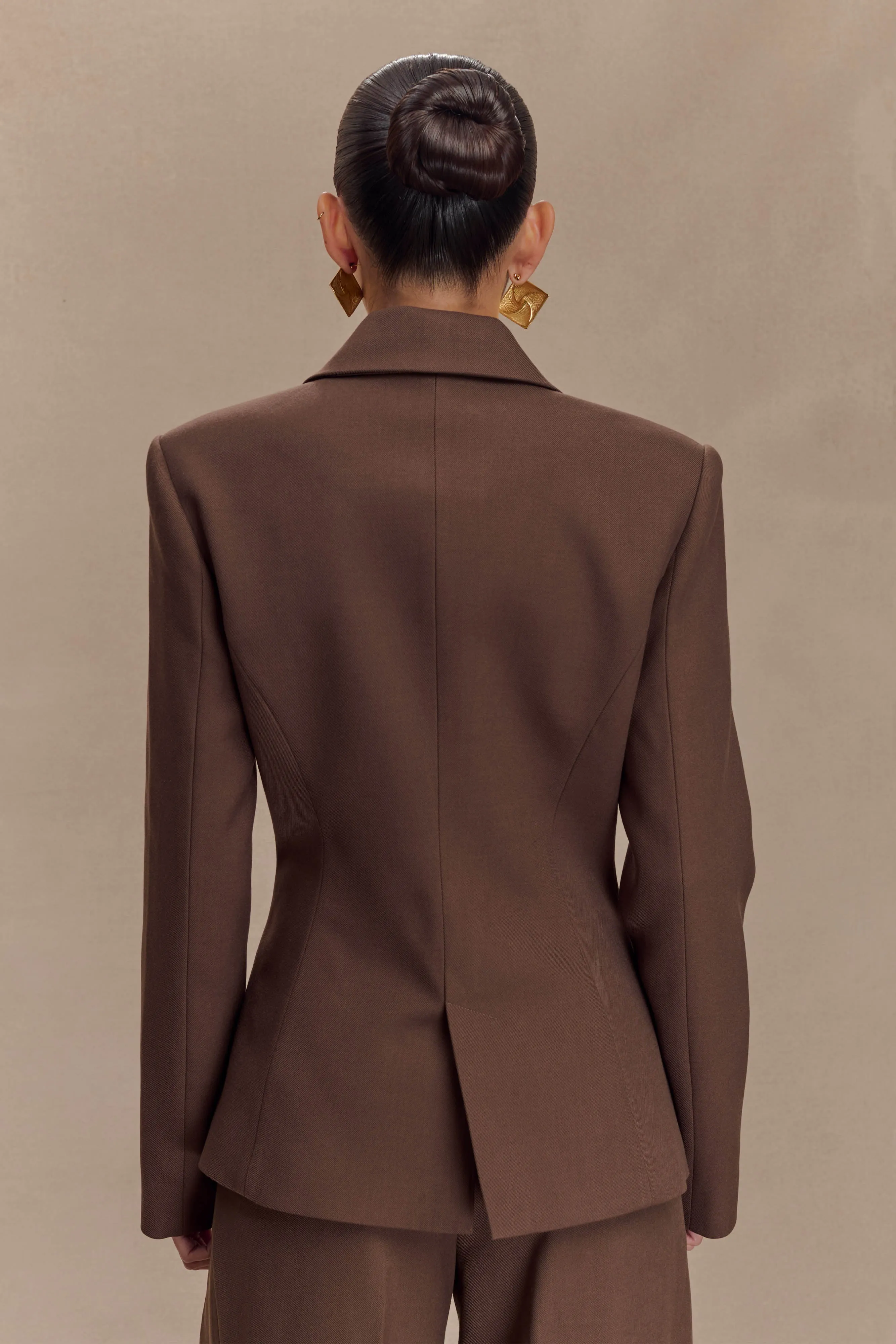 Max Cinched Waist Blazer - Chocolate All Weather Performance Packable design