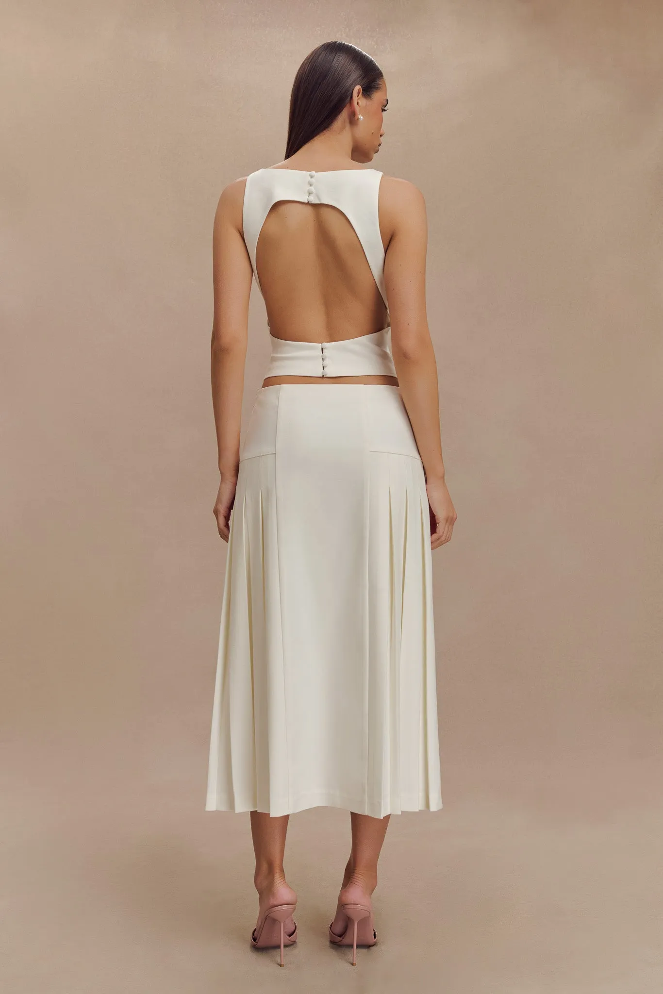 QuickReleaseFastenings Chill Comfort Brigette Pleated Midi Skirt - Ivory