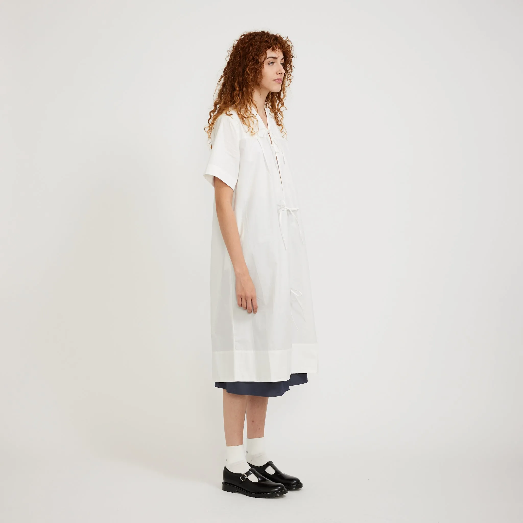 Simple yet chic gown Polite Color Trip Dress Ecru