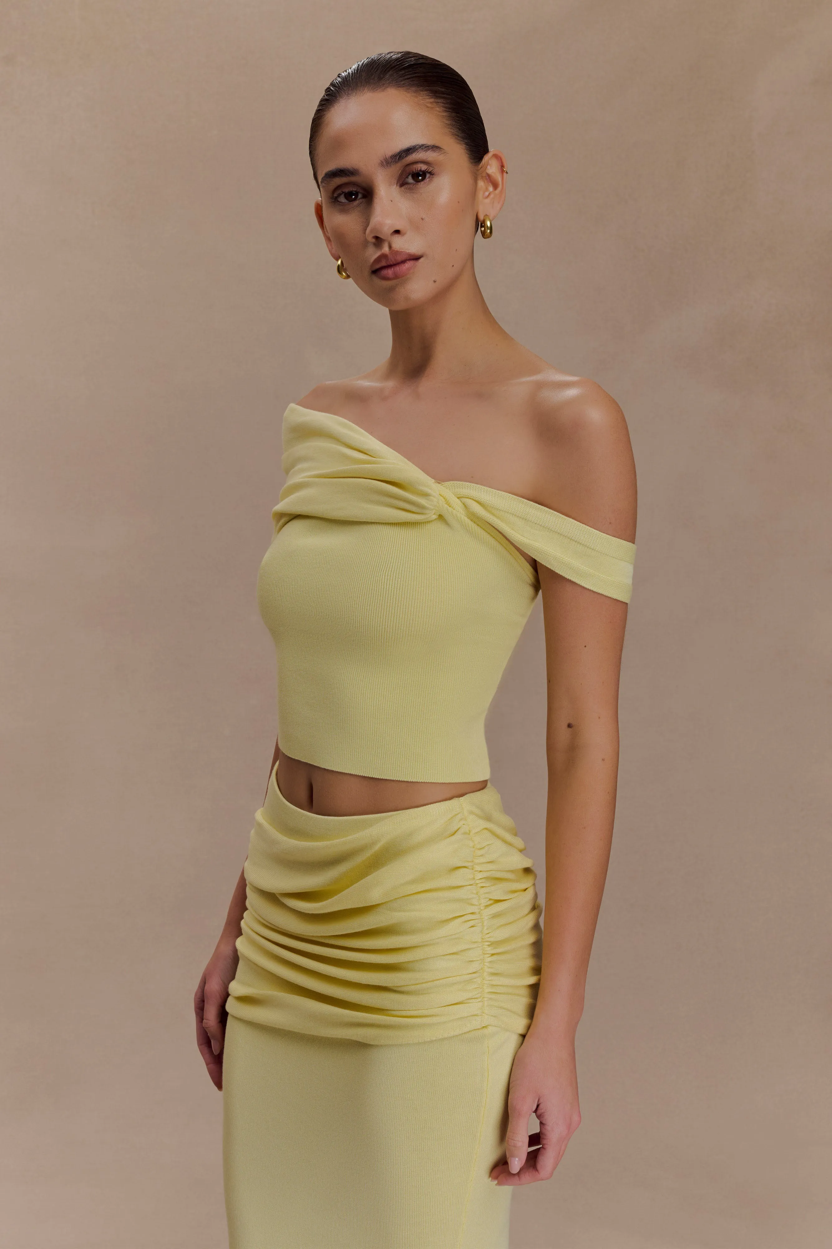 Irene Gathered Knit Top - Lemon ErgonomicSleeves Compression Fit