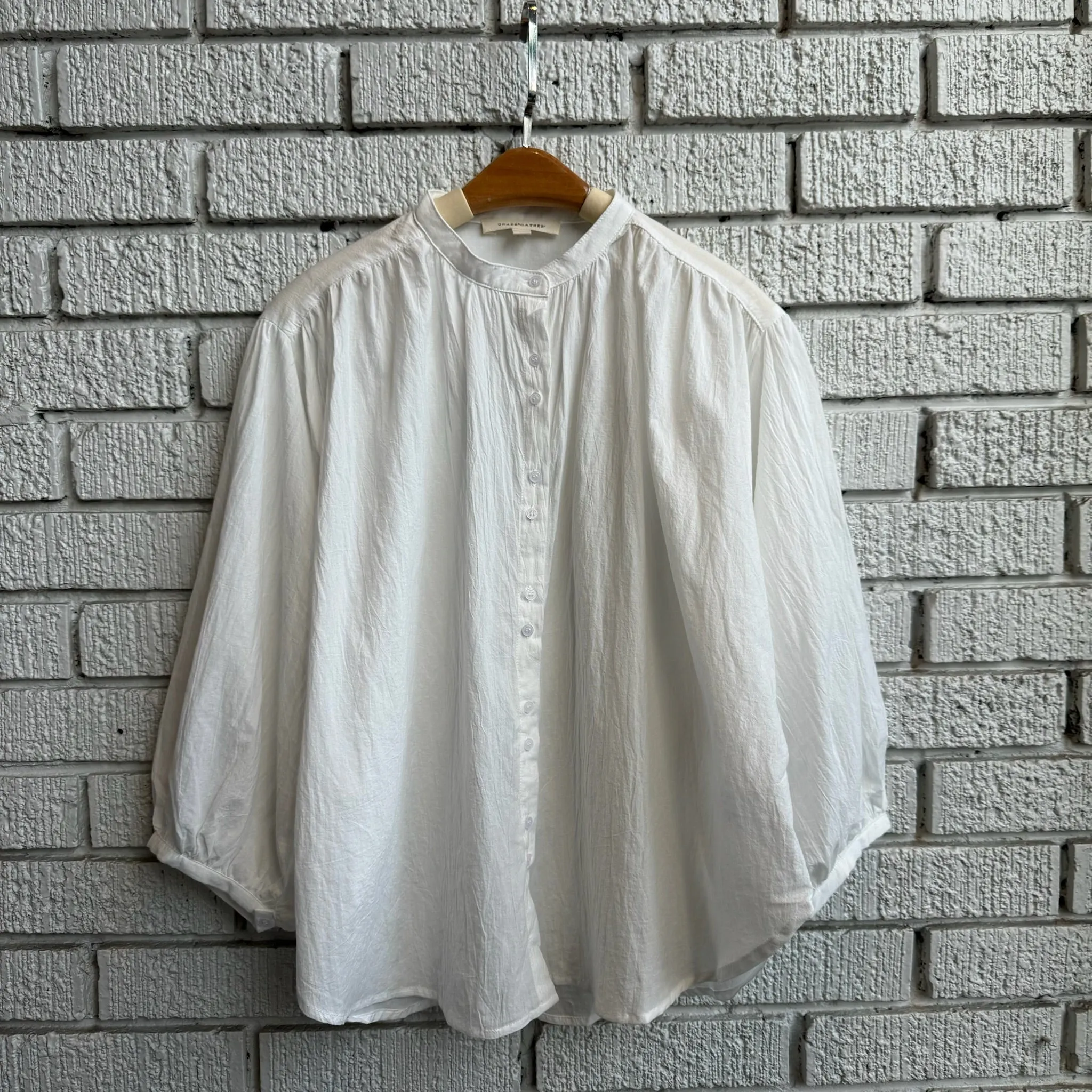 Year-Round Wear Camouflage Print EMIKO Shirt
