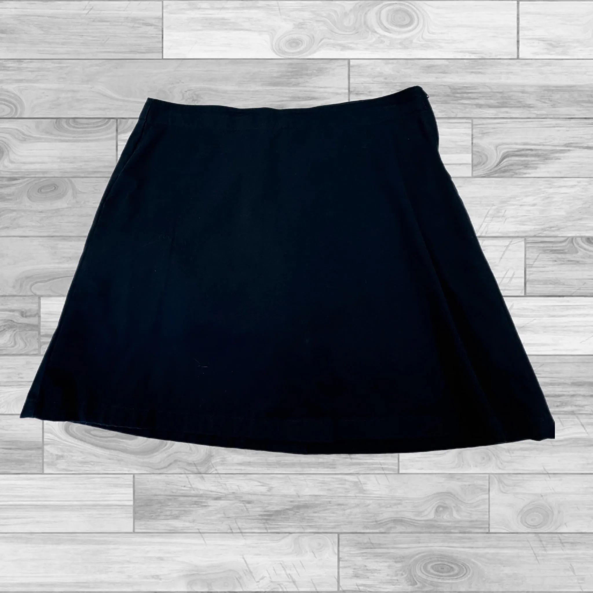 Style Moment Navy Skort Lands End, Size 6
