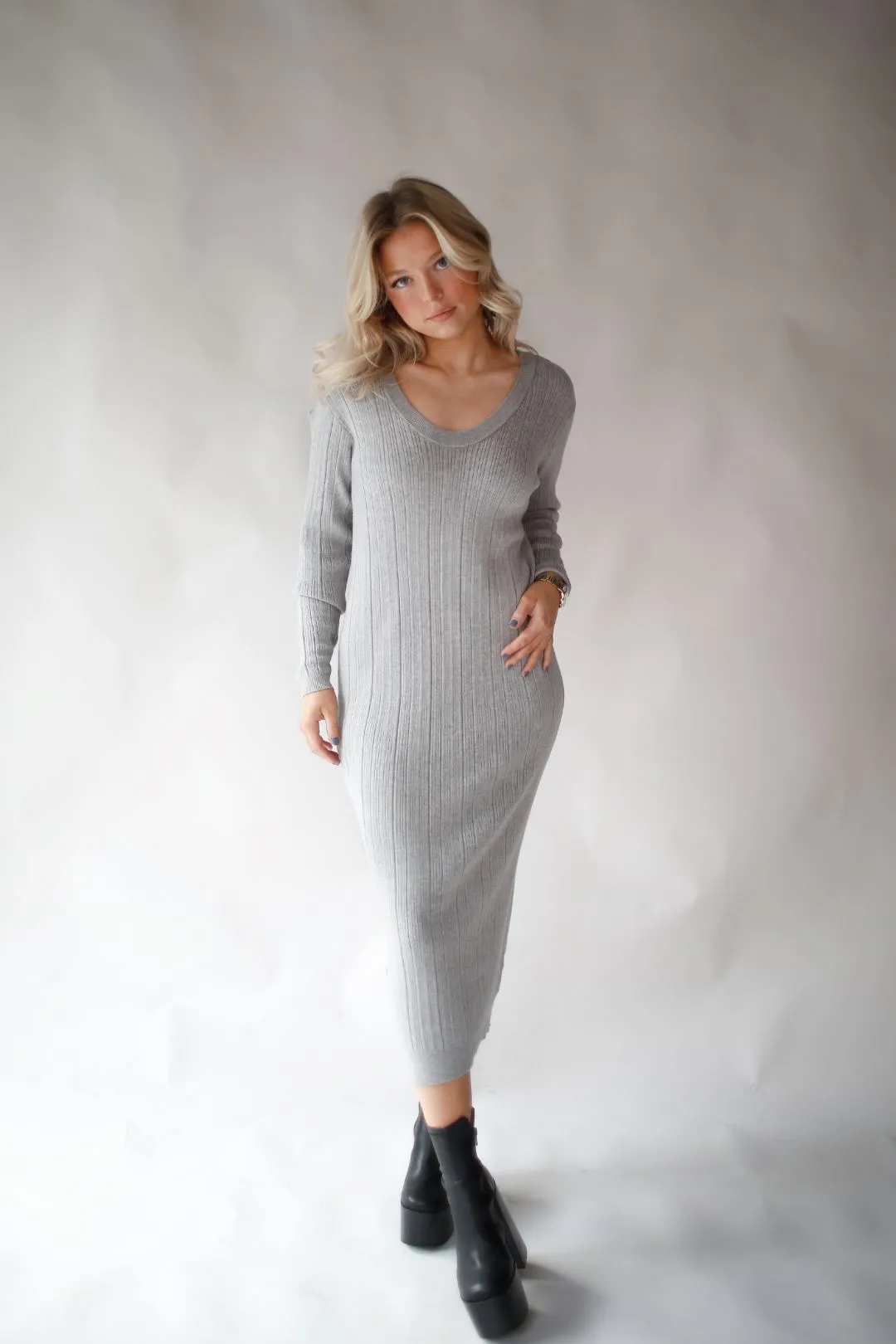 GREY KNIT MIDI DRESS Cool Tone