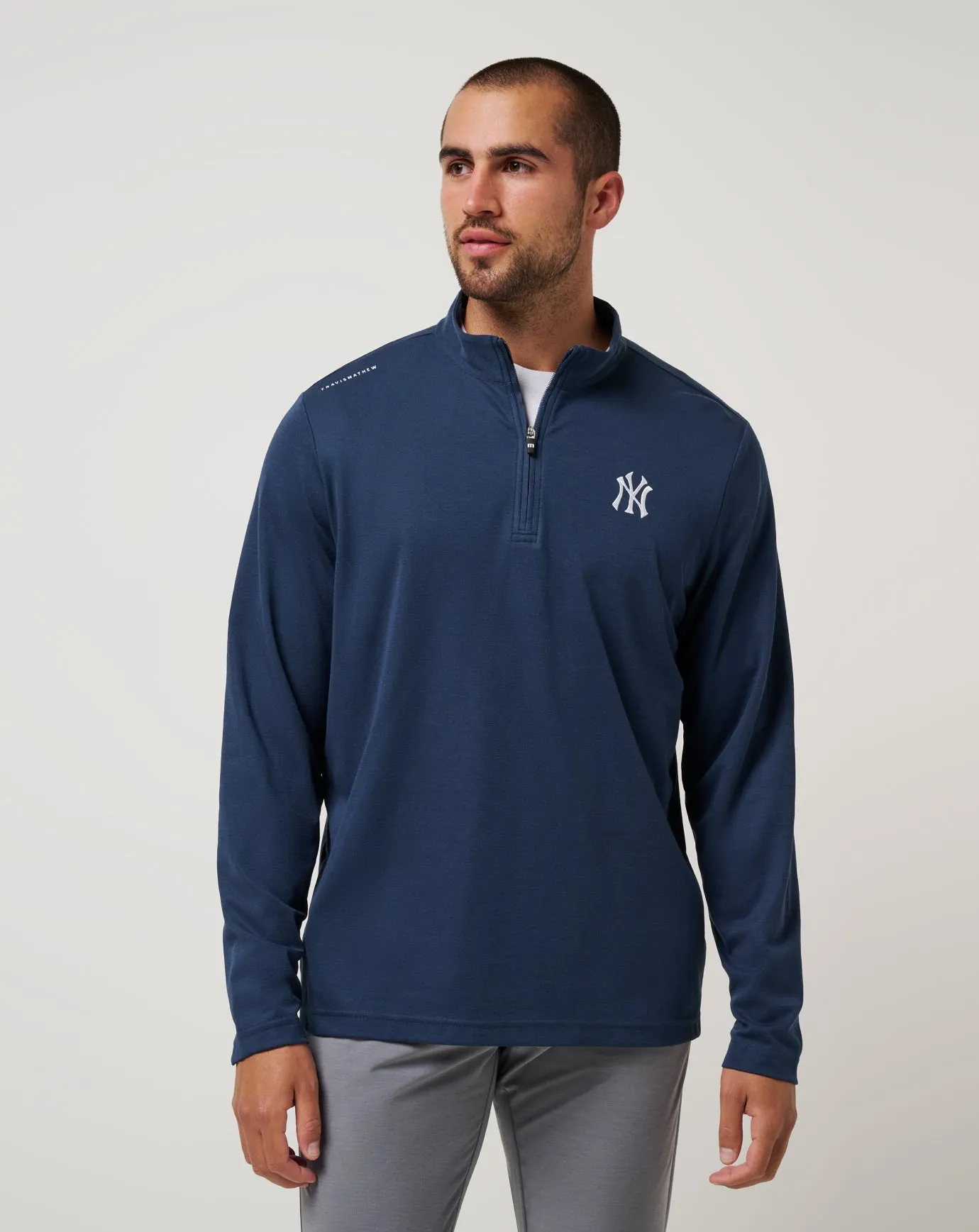 Thermal Regulating Design Curved Hemline New York Yankees Time To Tailgate Quarter Zip