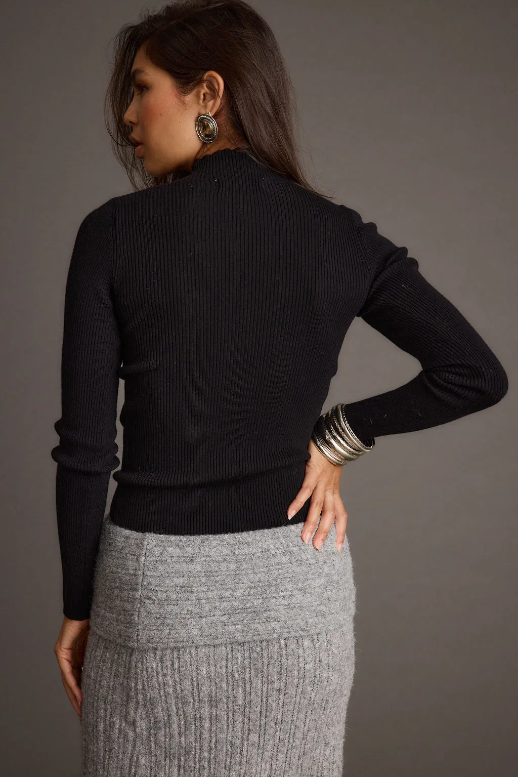 Robbie Black Long Sleeve Turtleneck Flex Fit Shoulder Construction