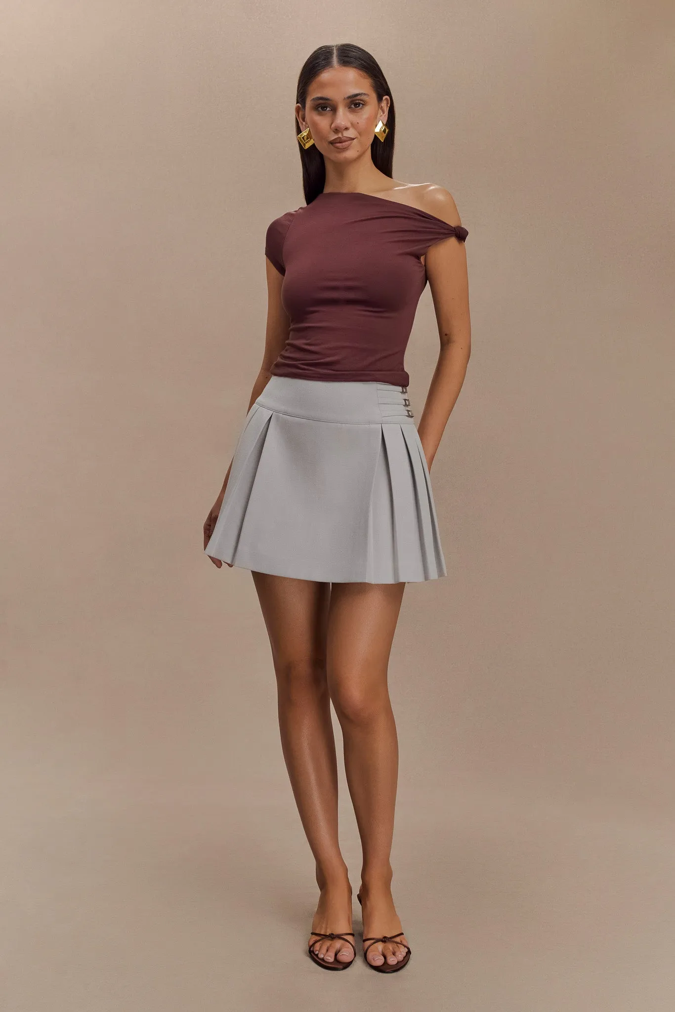 Sporty Top Betty Short Sleeve Modal Top With Knot Shoulder - Mahogany