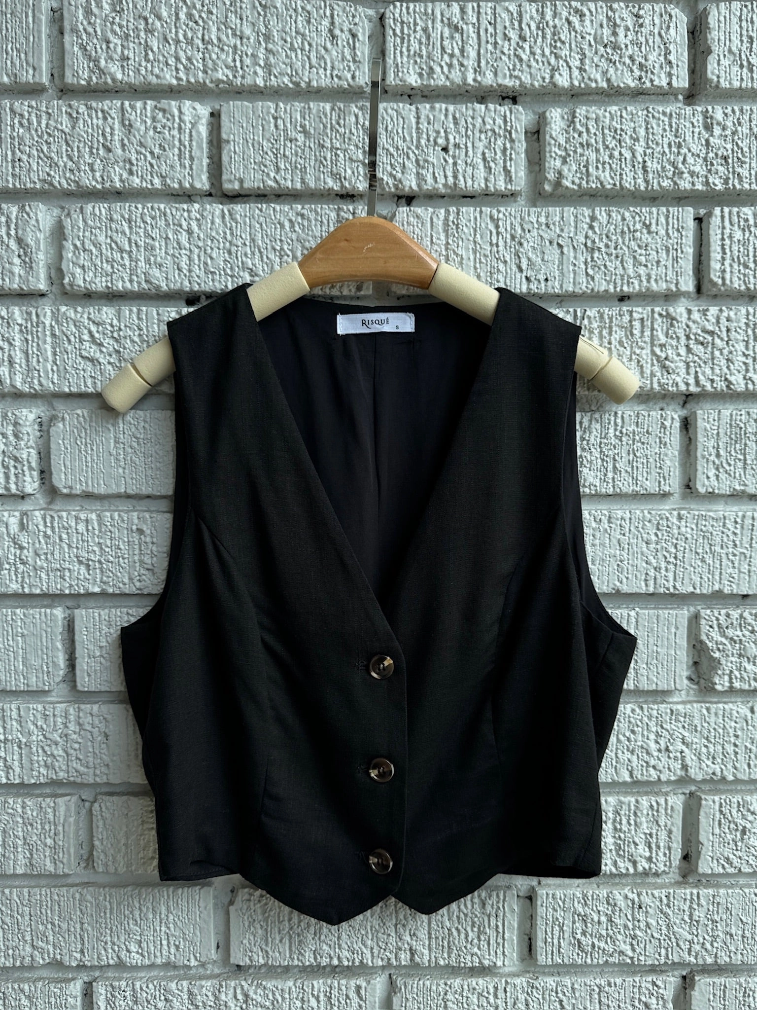 OFF TO WORK Vest Lightweight Material Contoured Side Panels