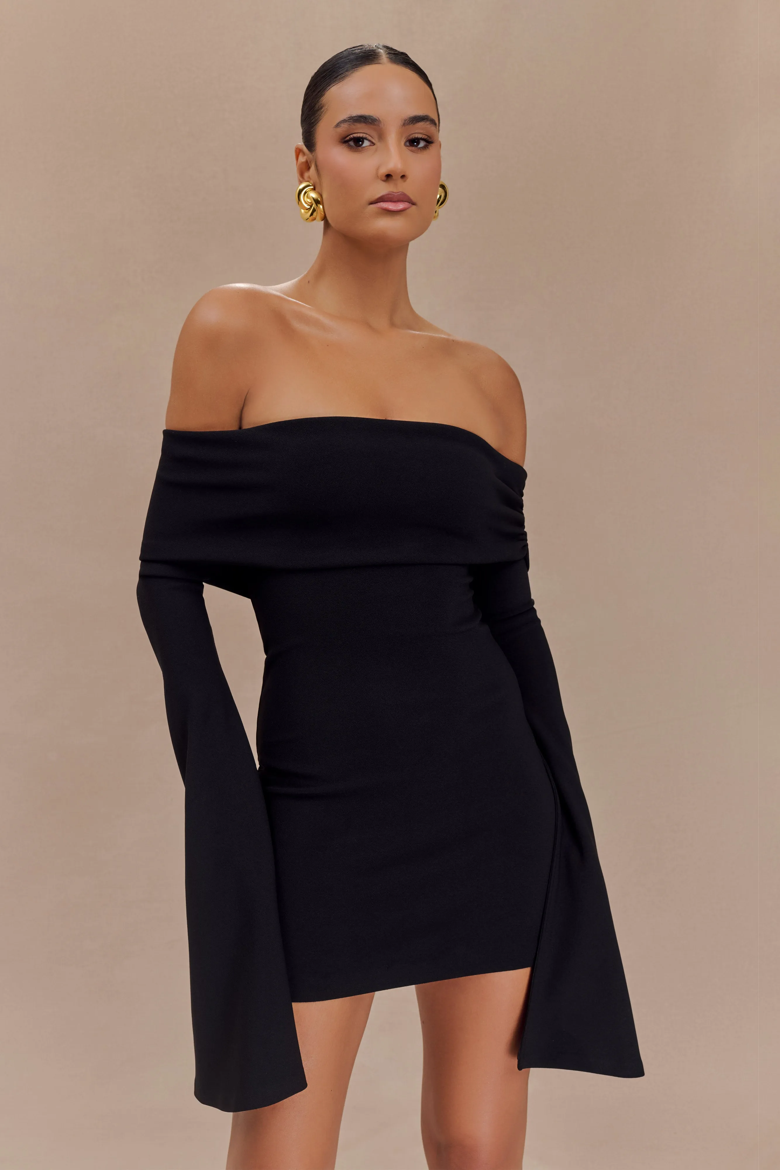Dominique Off Shoulder Long Sleeve Mini Dress - Black Playful touch