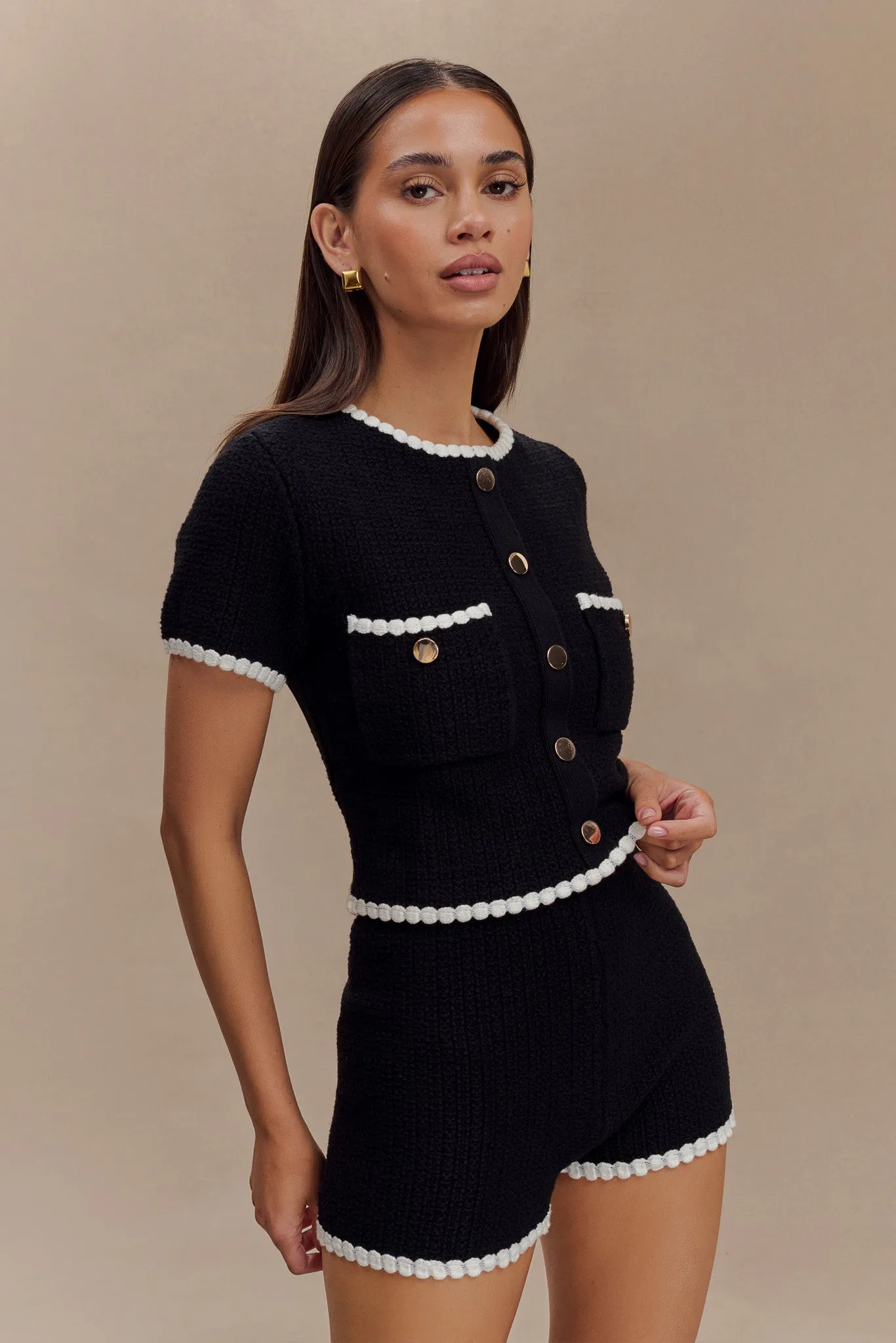 Saffron Contrast Knit Top - Black/White Stylish Dress