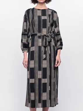 STAPLE THE LABEL MARINA MIDI DRESS Free Step