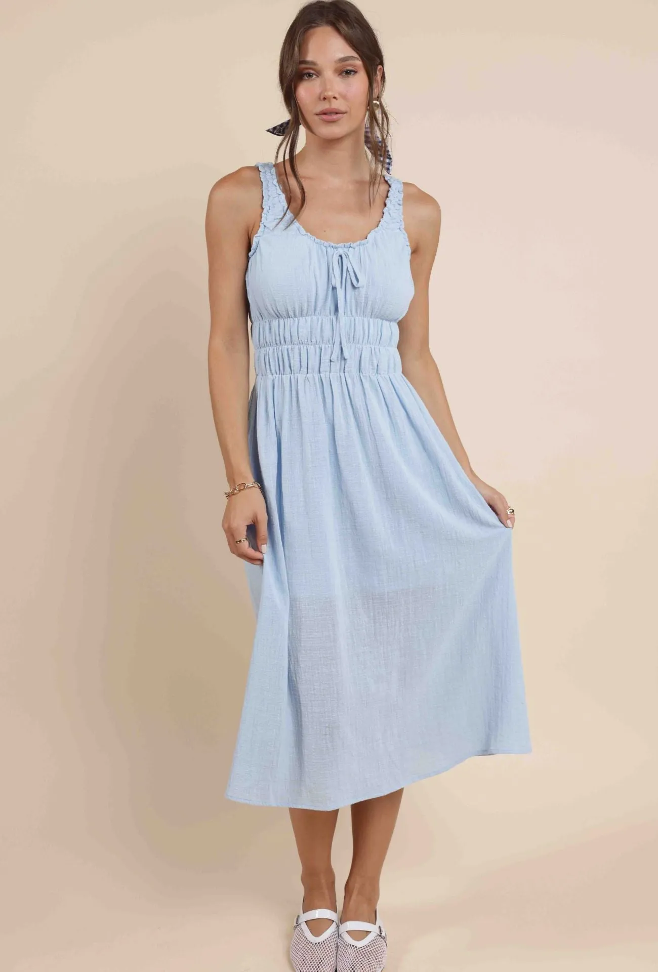Seasonal Must-Have SCRUNCHY DETAILED MIDI DRESS