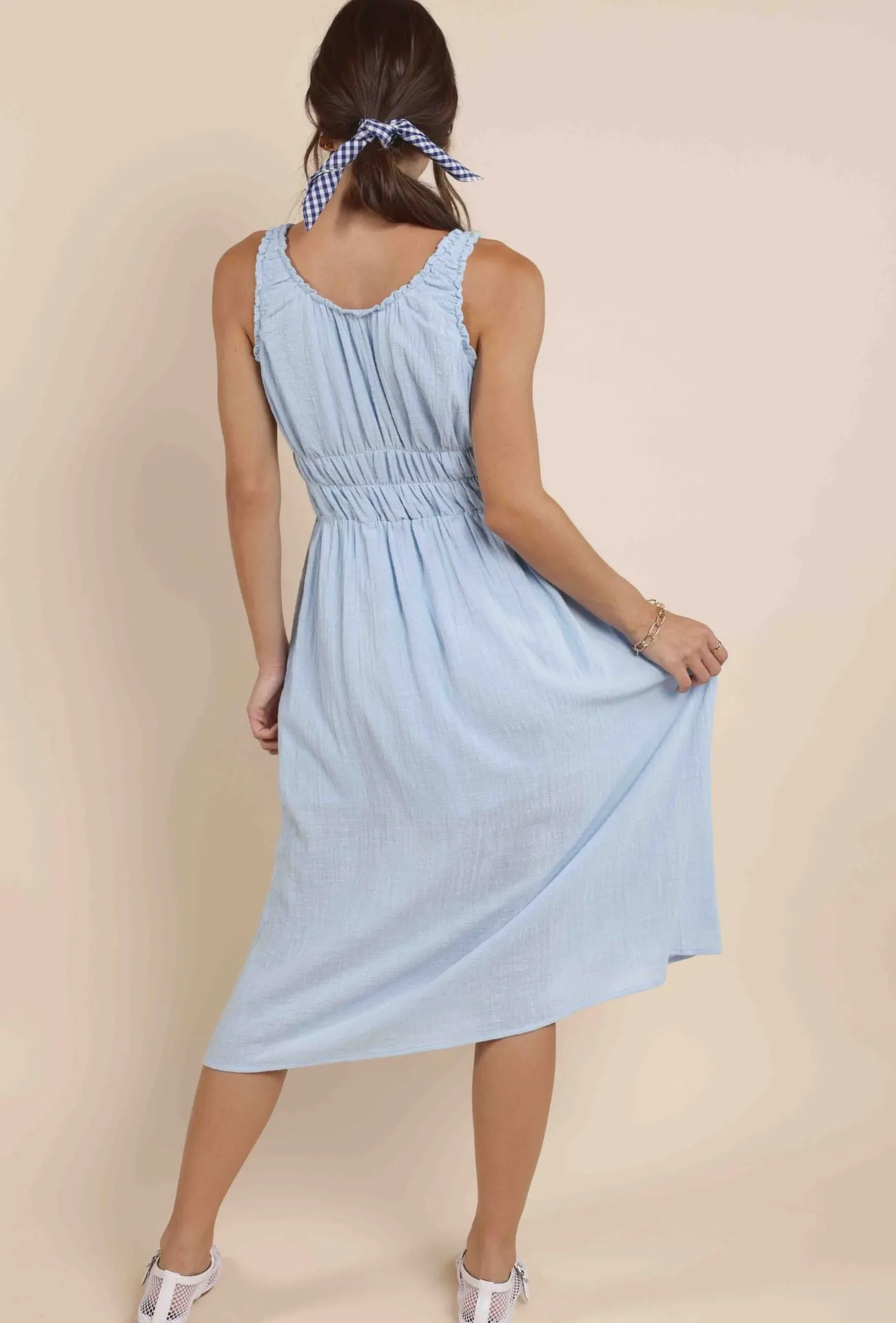 SCRUNCHY DETAILED MIDI DRESS Neutral Tones Relaxed Vibe