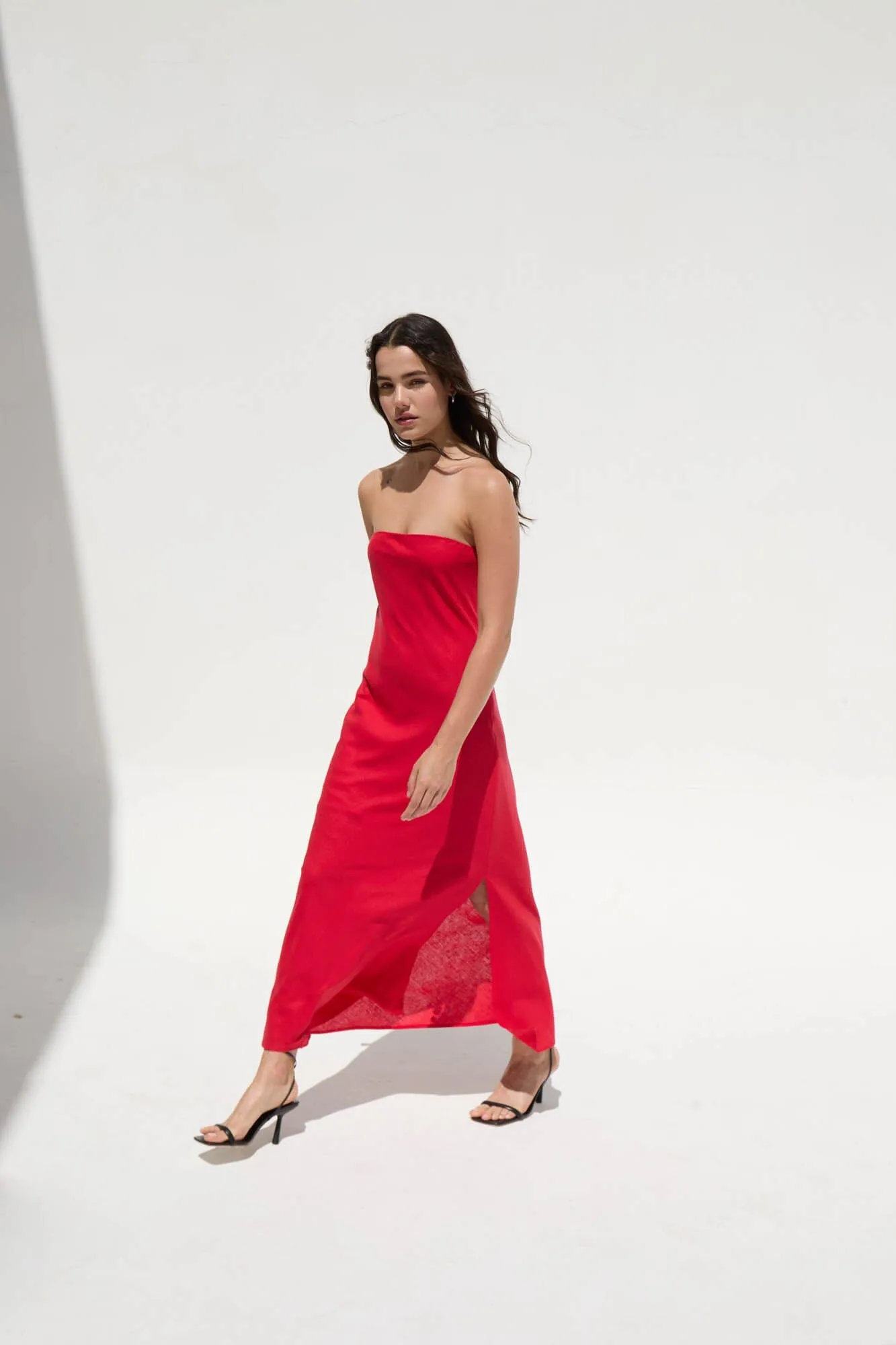 Chic and Elegant Chic Look RED STRAPLESS DRESS