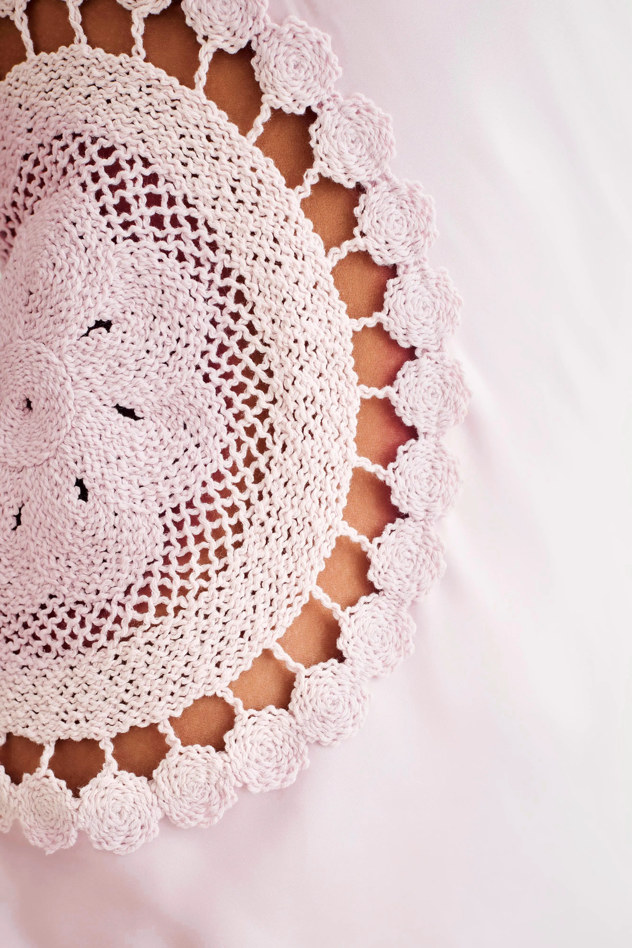 Casual chic dress Kristina Satin Maxi Dress With Crochet - Pale Pink