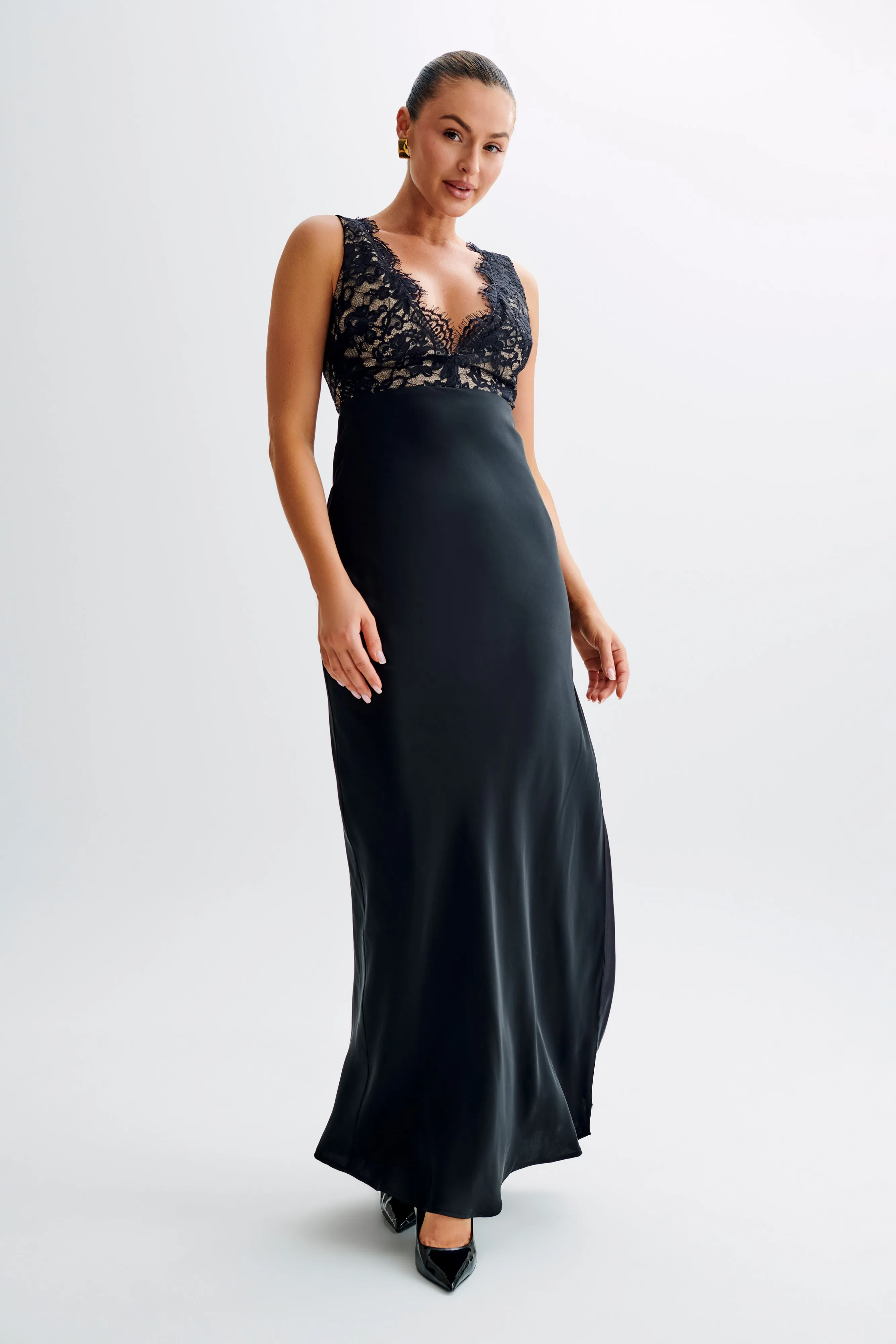 Perfect Wearable Casual Look Ricci Satin And Lace Maxi Dress - Black
