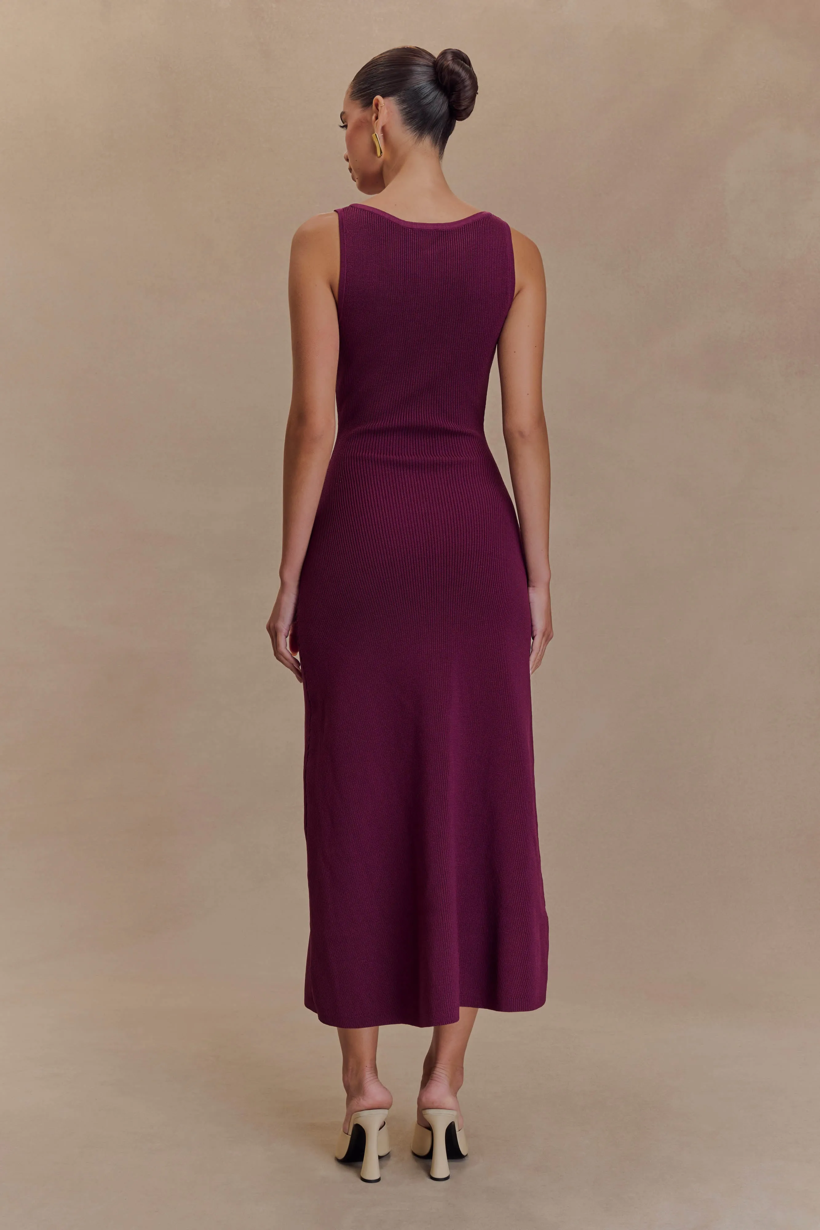 Sawyer Sleeveless Buttoned Maxi Dress - Plum Sleeveless Seasonal Fit