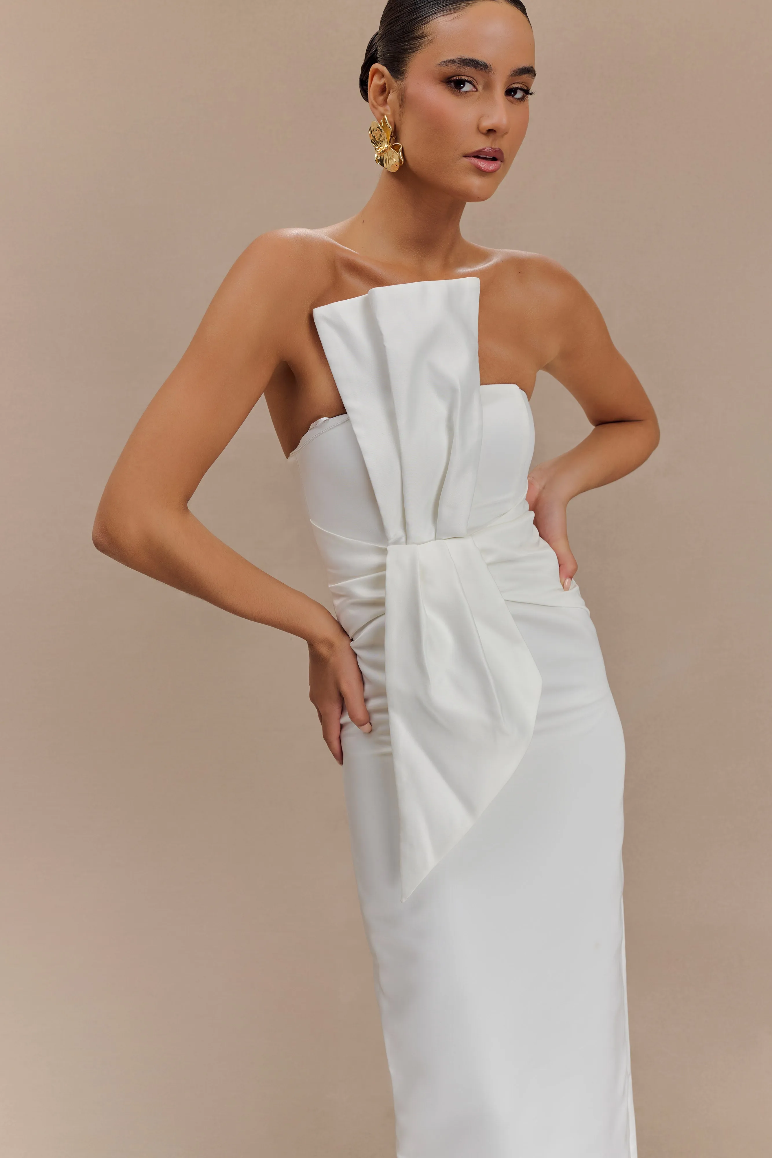 Comfortable texture Cyrill Strapless Satin Structured Maxi Dress - White