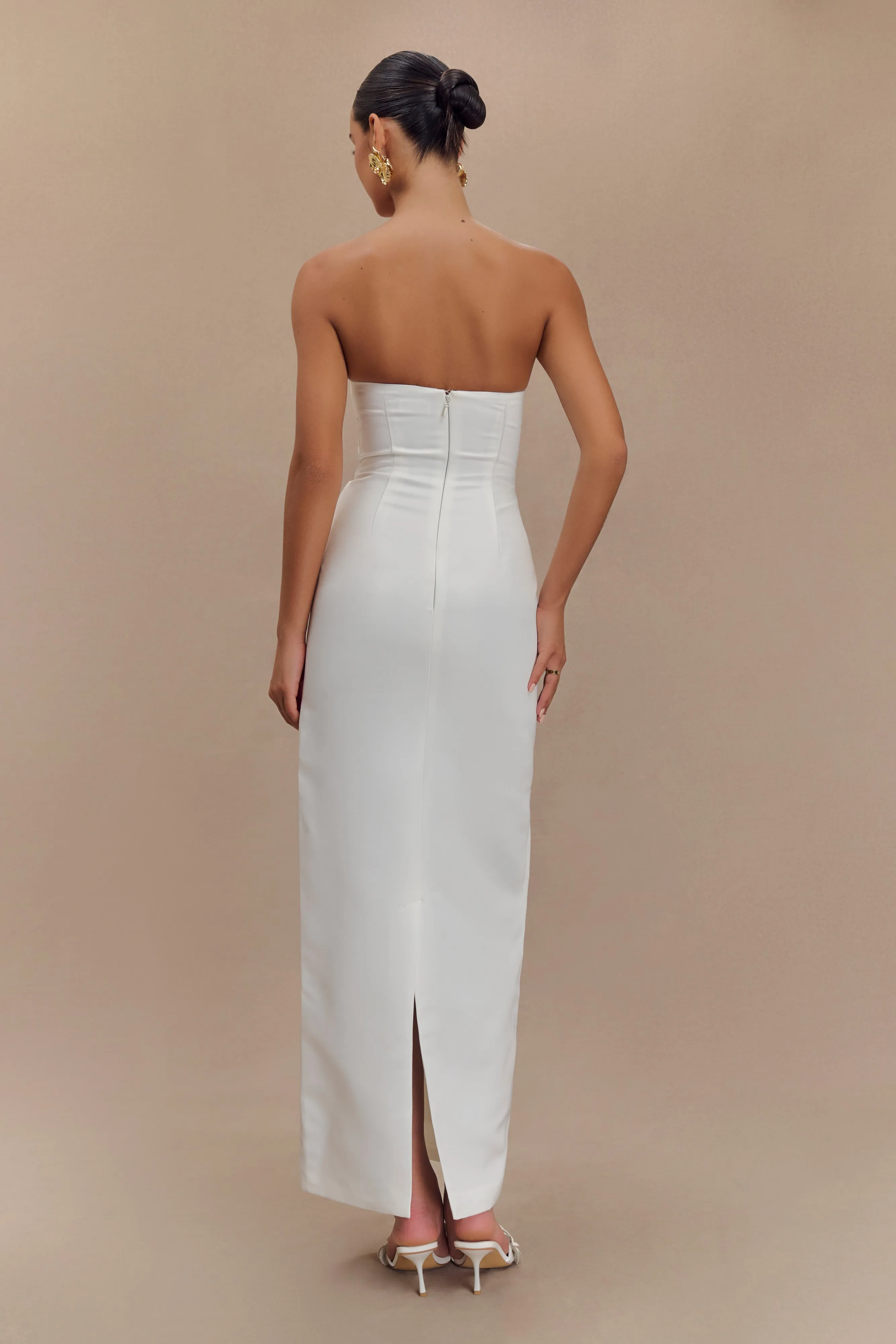 Cyrill Strapless Satin Structured Maxi Dress - White Elegant Finish
