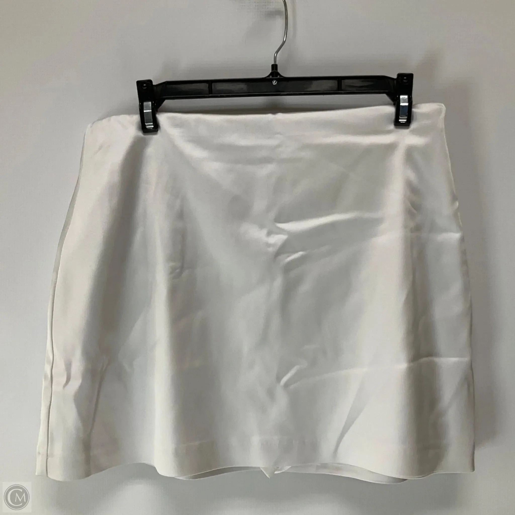 Simple Look Simple Styling Skort By Abercrombie And Fitch In White, Size: M