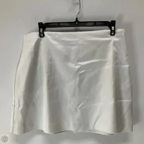 Simple Look Simple Styling Skort By Abercrombie And Fitch In White, Size: M