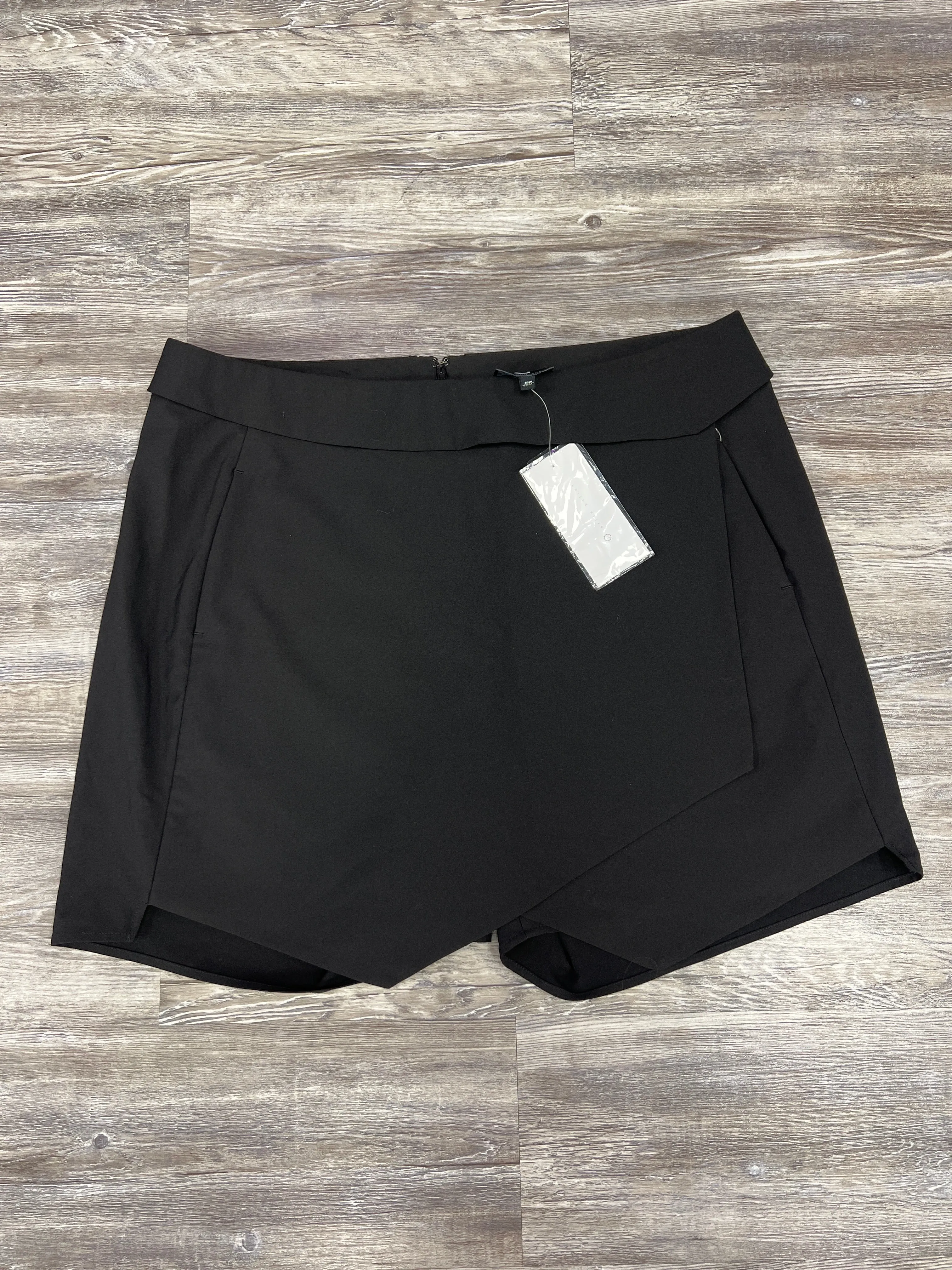 Reinforced Hems Skort By G By Giuliana In Black, Size: 18