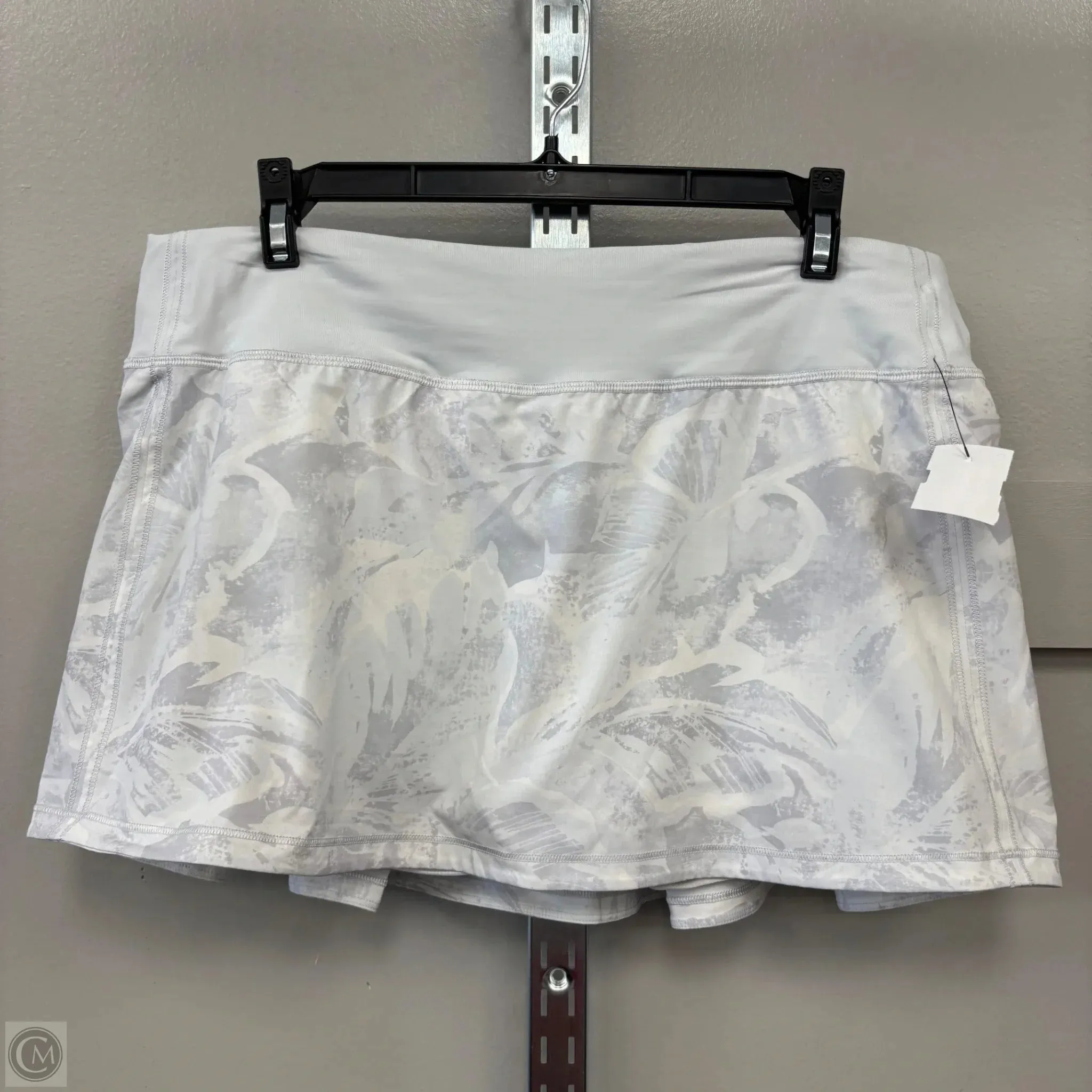 Skort By Lululemon In Grey, Size: 10 Boutique Exclusive Fresh Vibe