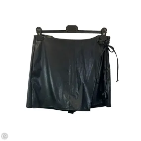 Skort By Simply Blessed In Black, Size: L Handmade Quality