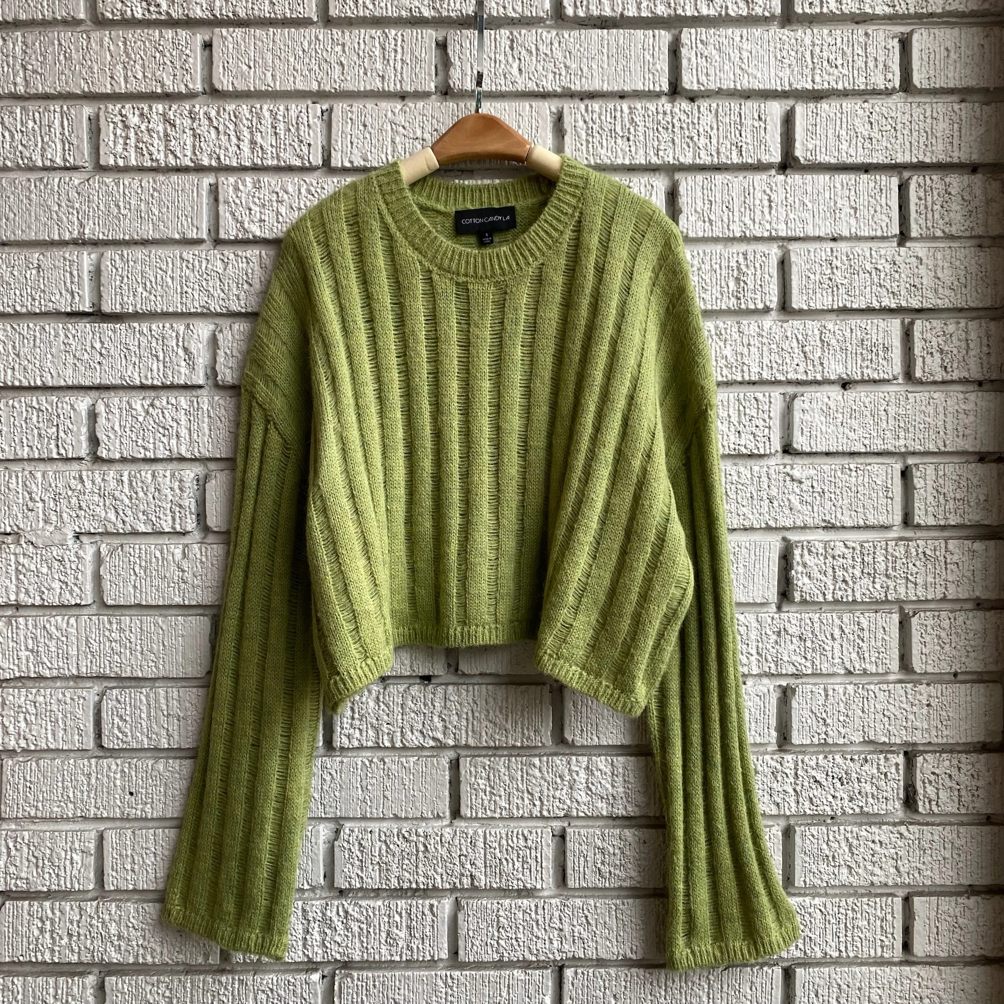 MUSE Sweater Comfortable fit
