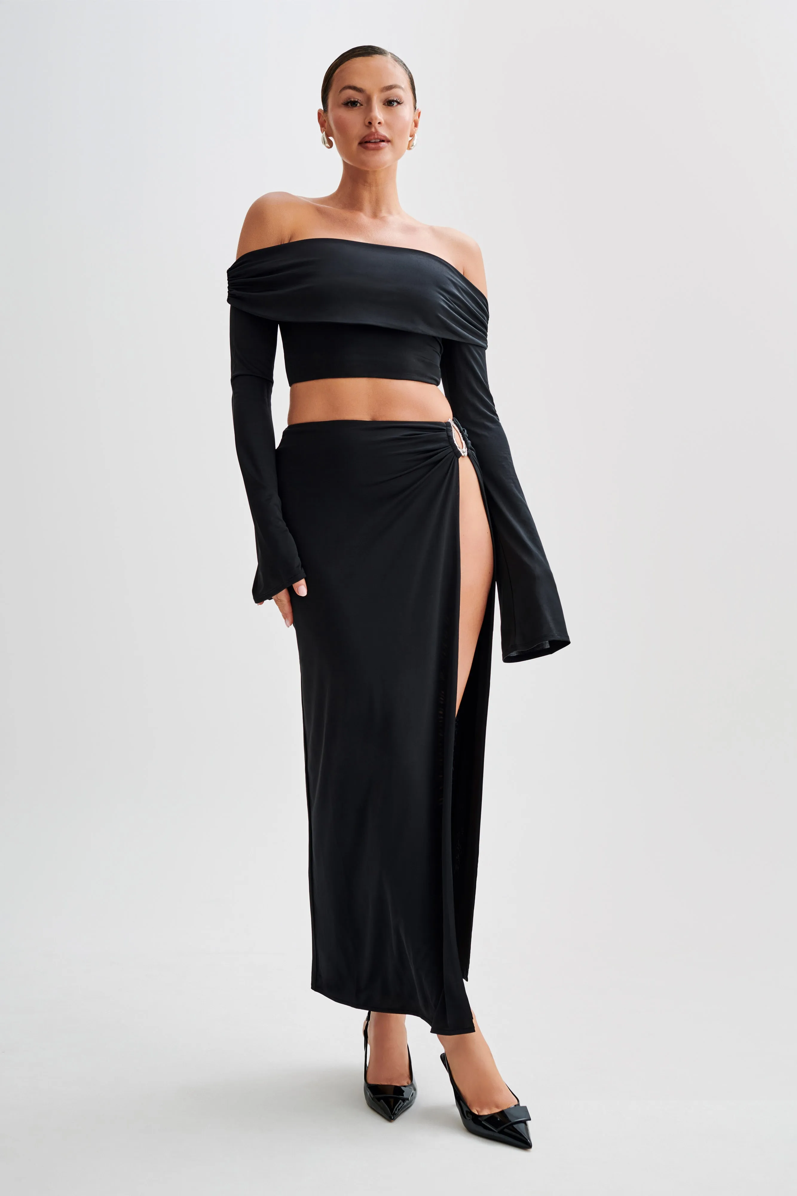 StretchTechnology AntiBacterial Coating Camryn Slinky Off Shoulder Crop Top - Black