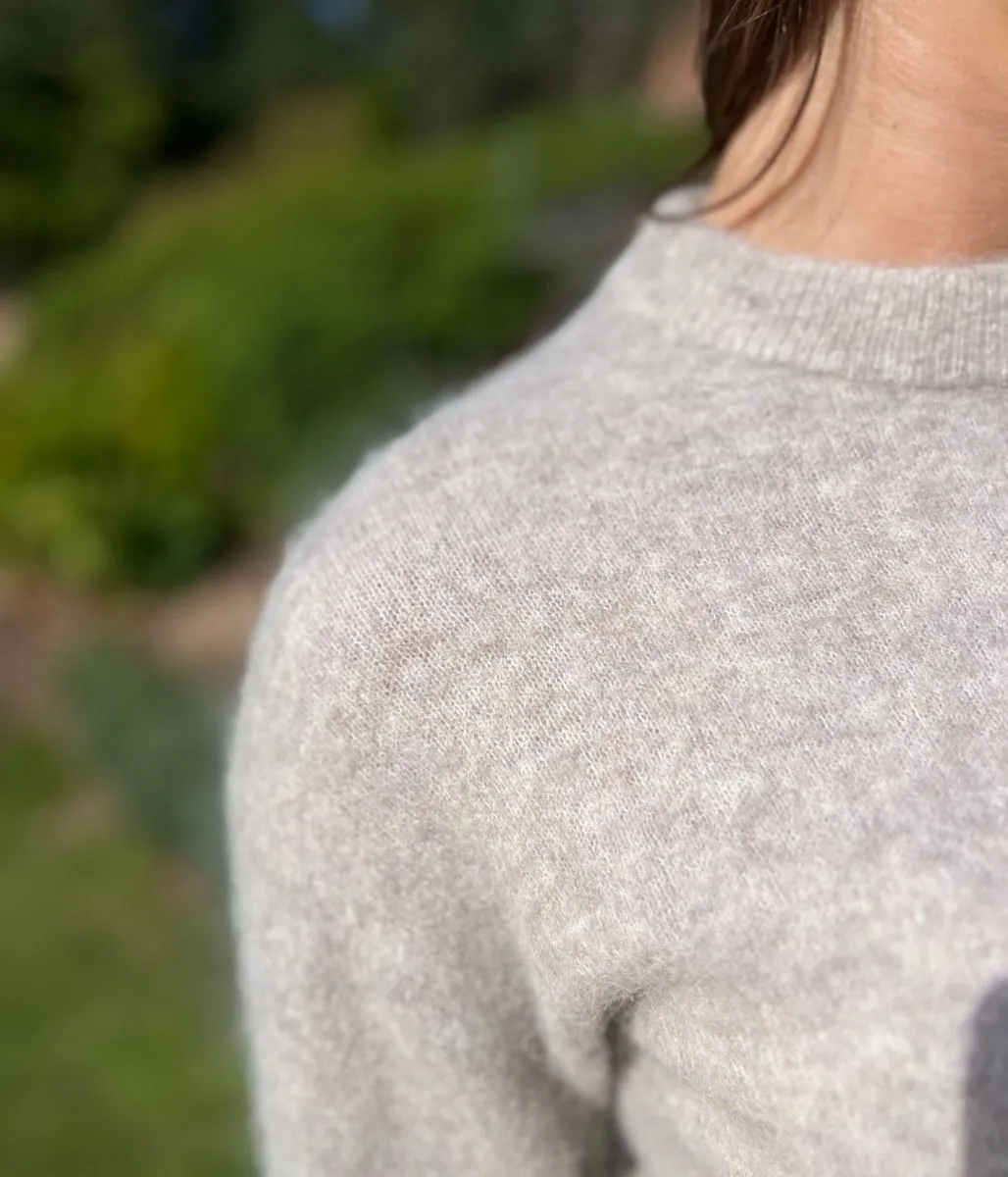 Active Comfort Durable Stitching Stone Alpaca Blend Crew Neck Jumper