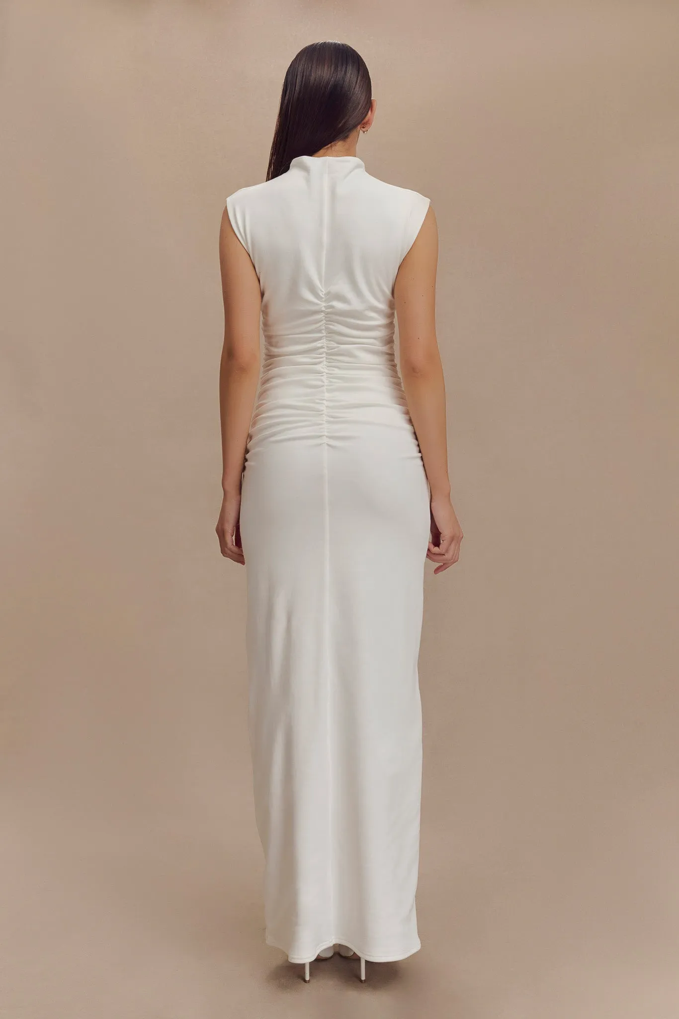Cozy Silhouette Versatile Design Elliot High Neck Sleeveless Maxi Dress - White