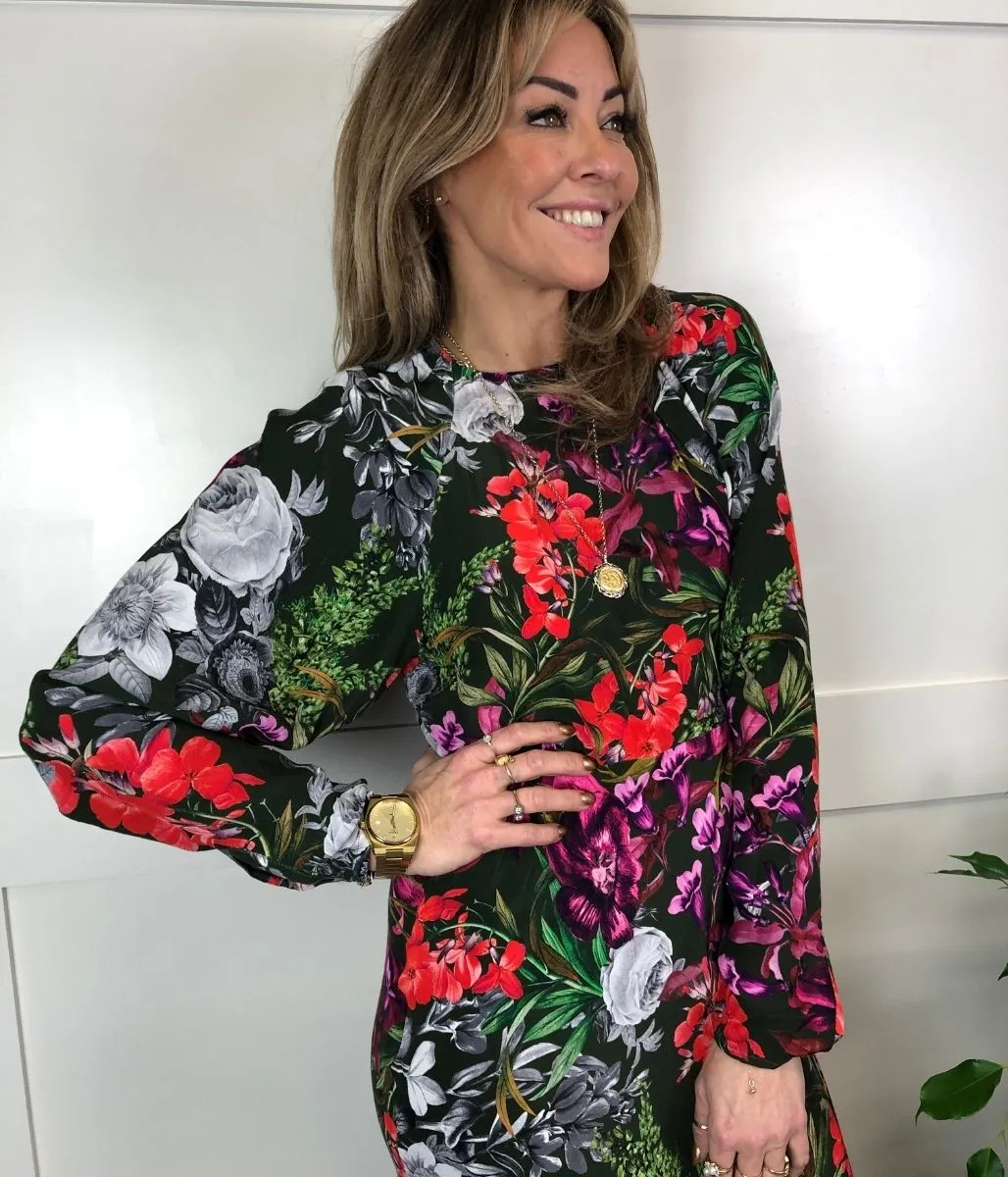 Garden Floral Batwing Midi Dress Comfortable Design Wear Sharp Detail