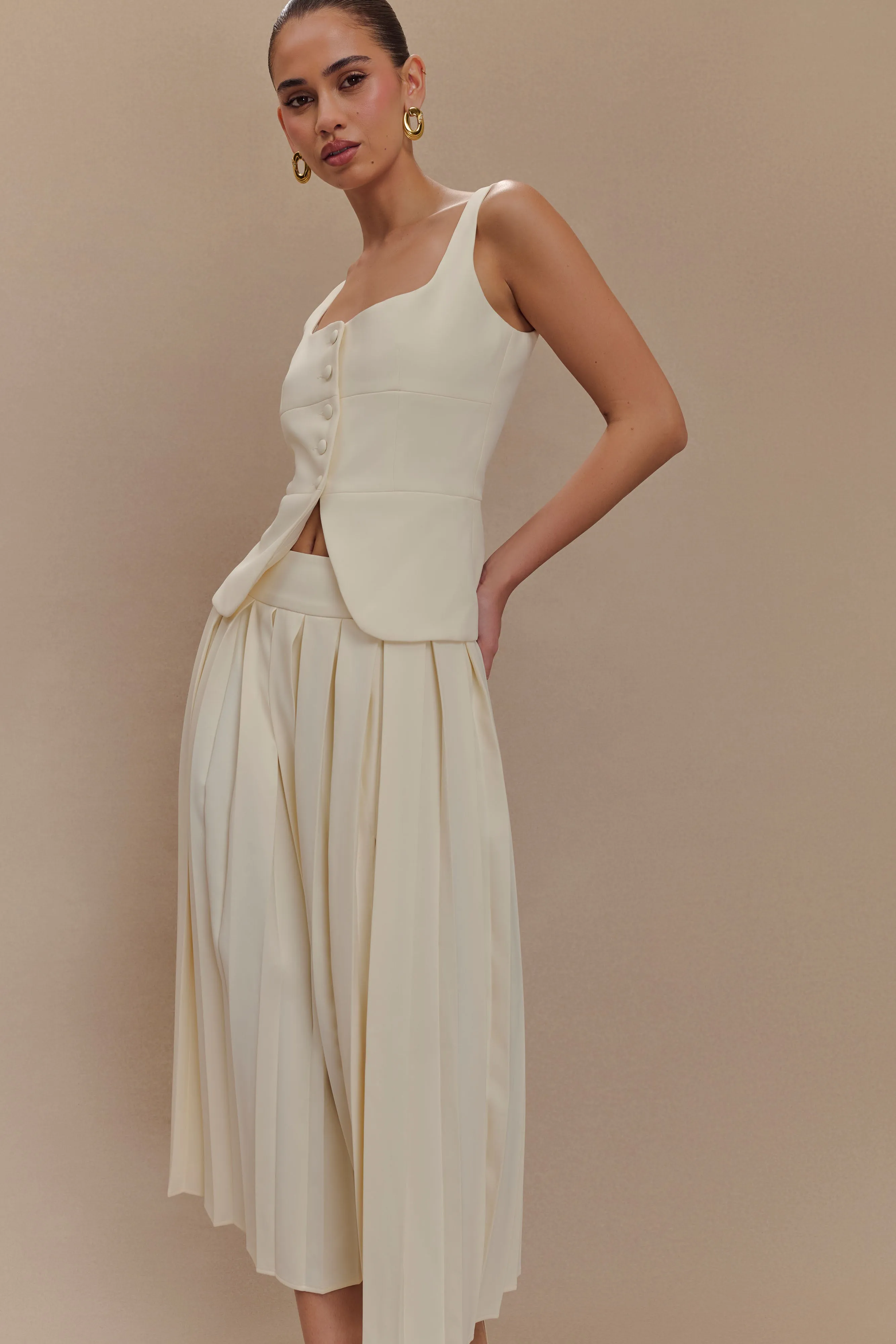 Garment Washed FadeResistant Finish Sunny Suiting Peplum Top - Ivory