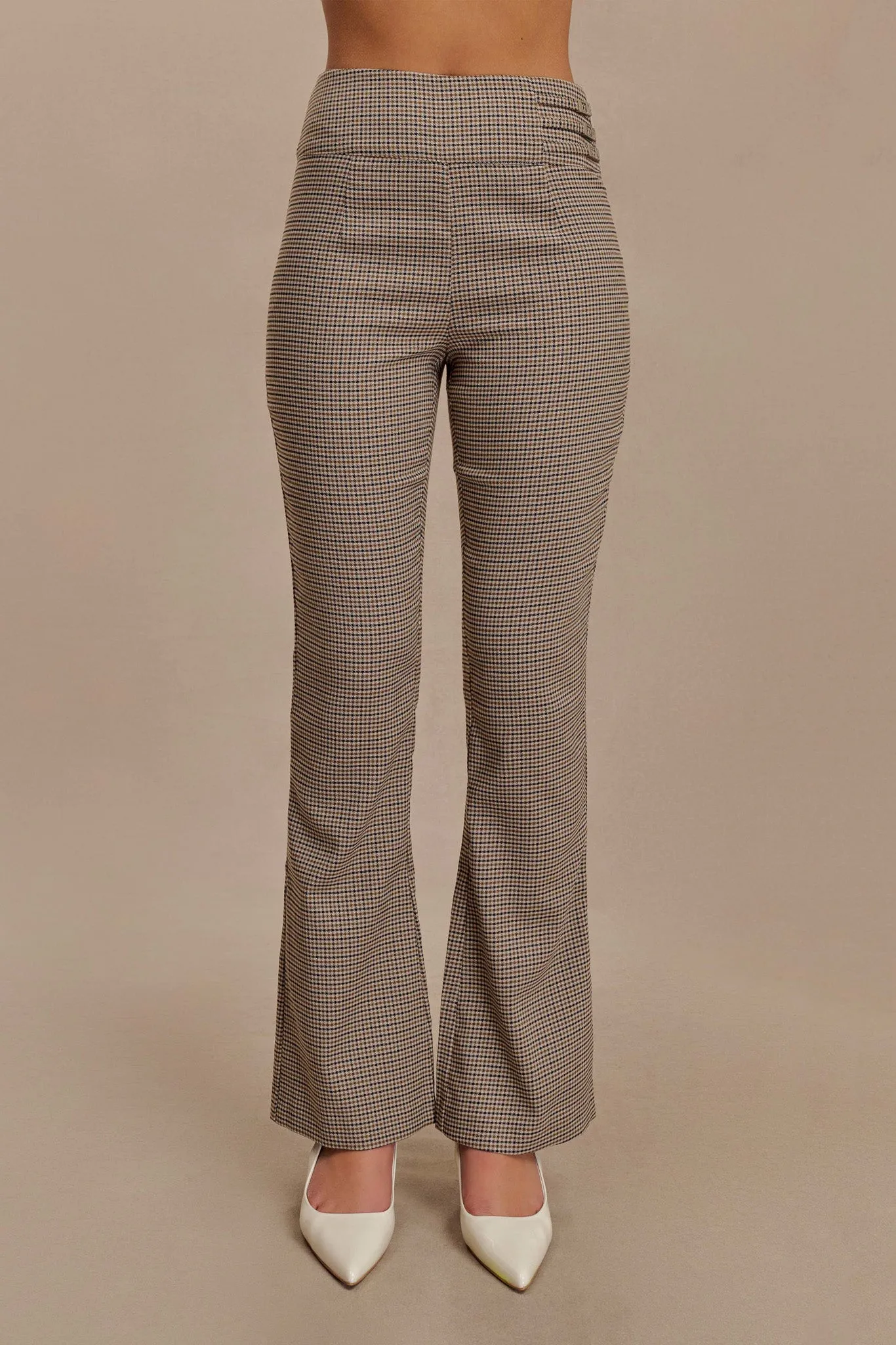 Sporty Fit Design Stretch Flex Sweeney Mid Rise Buckle Straight Leg Pant - Tan Check