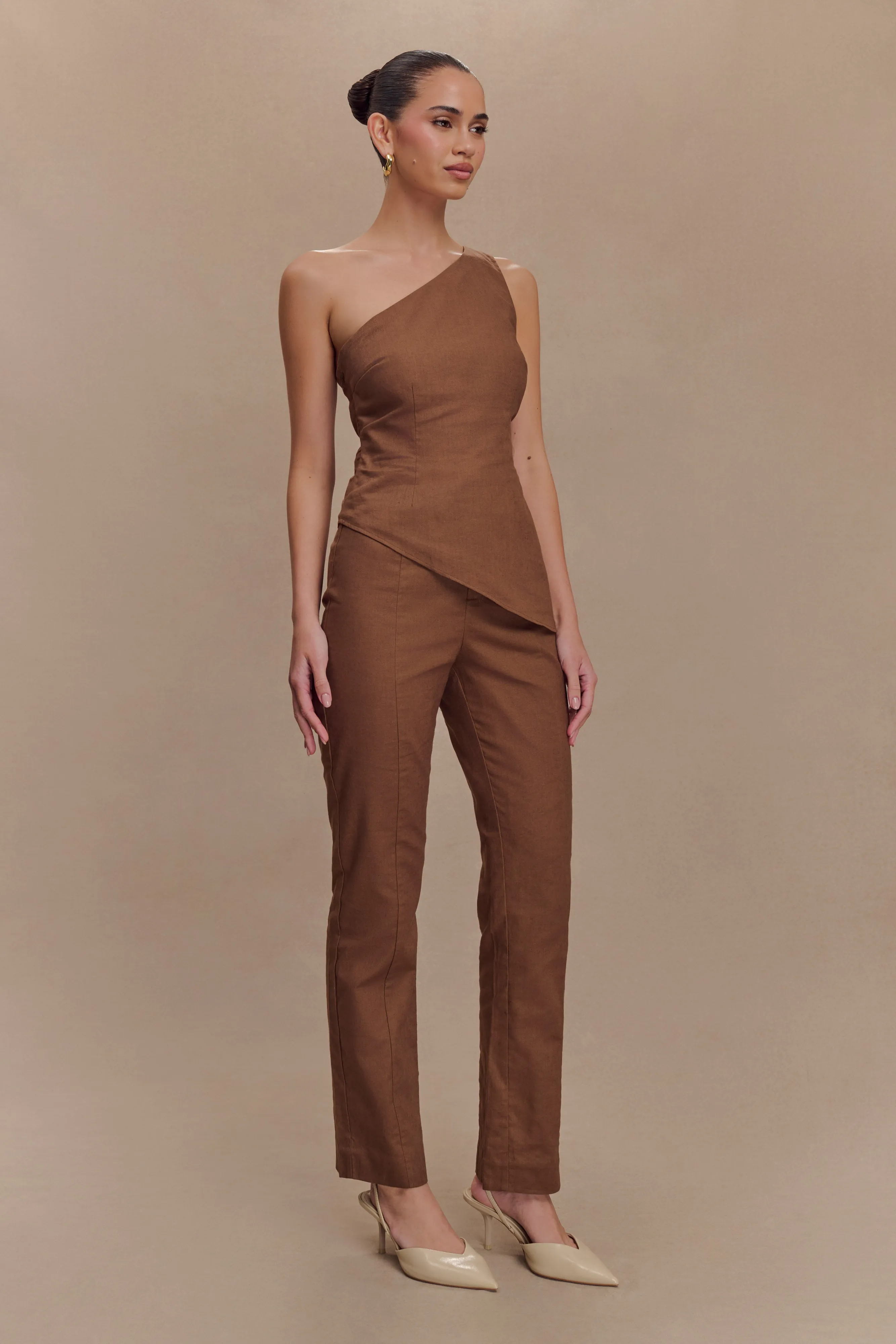Dora Linen One Shoulder Top - Cacao Brown standard fit