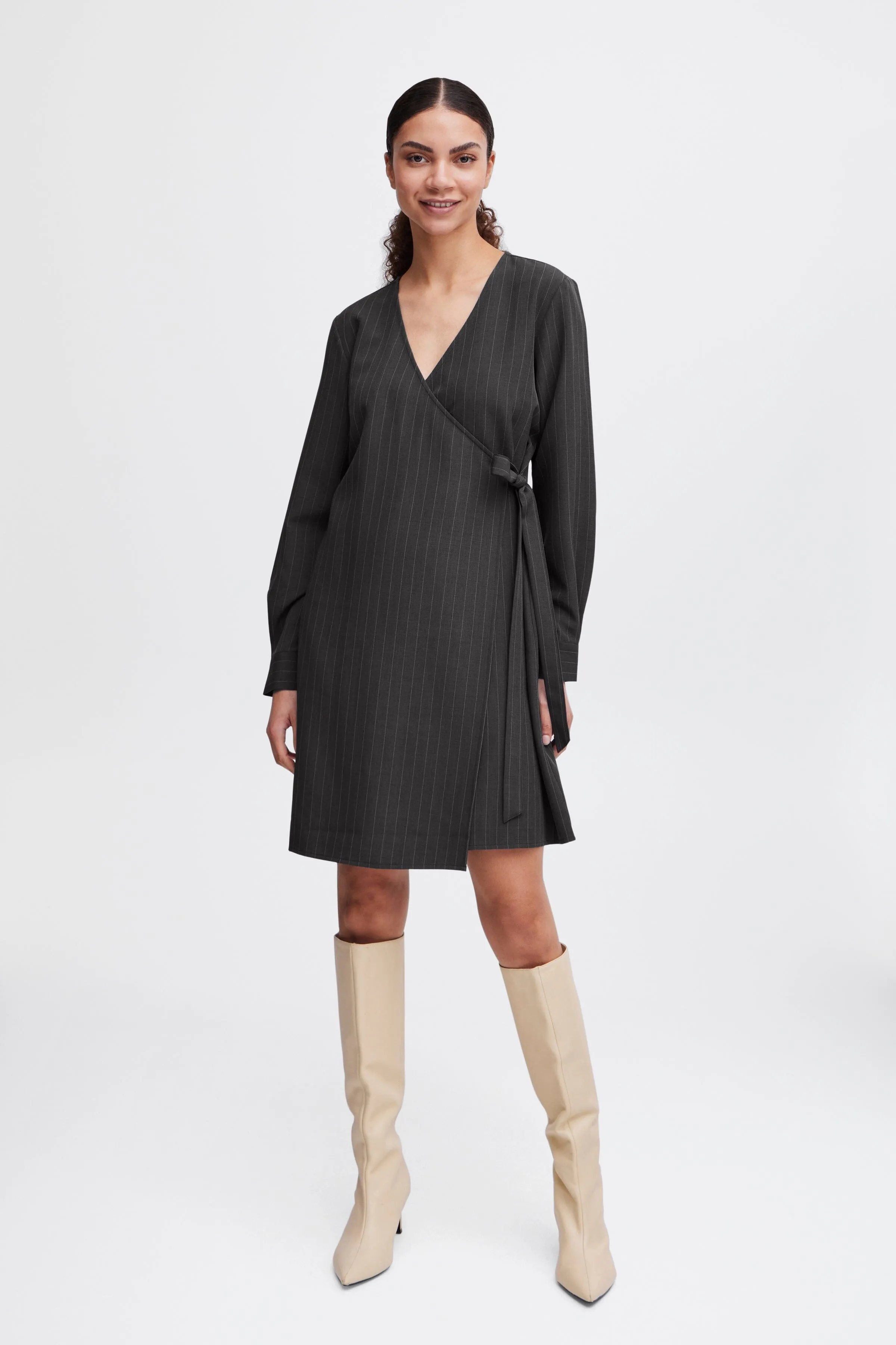 Weekend Edge GREY WRAP DRESS