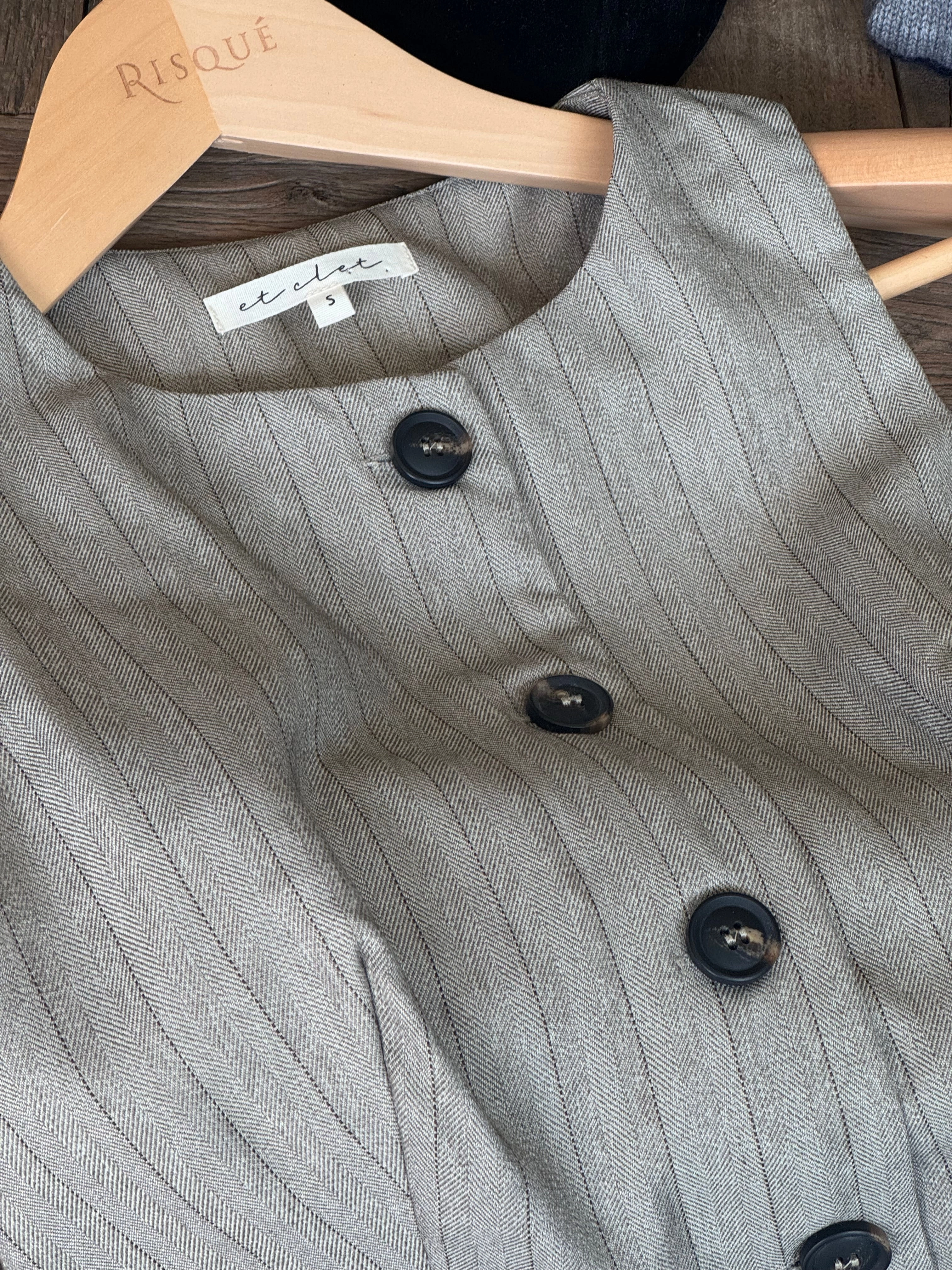 Cozy Sweatshirt LowProfileZipperSystem ON CALL Vest