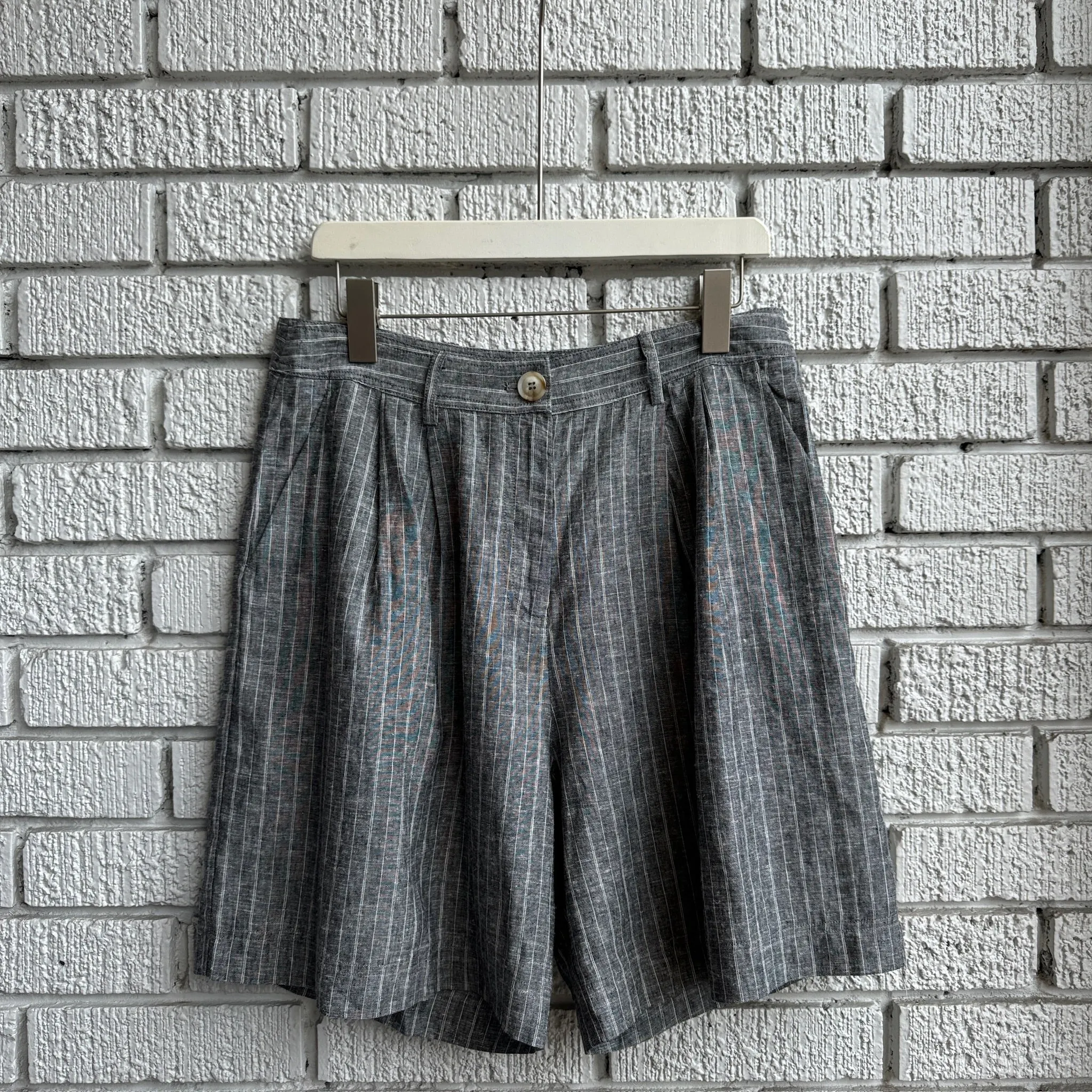 checked shorts THE BEACHES Shorts