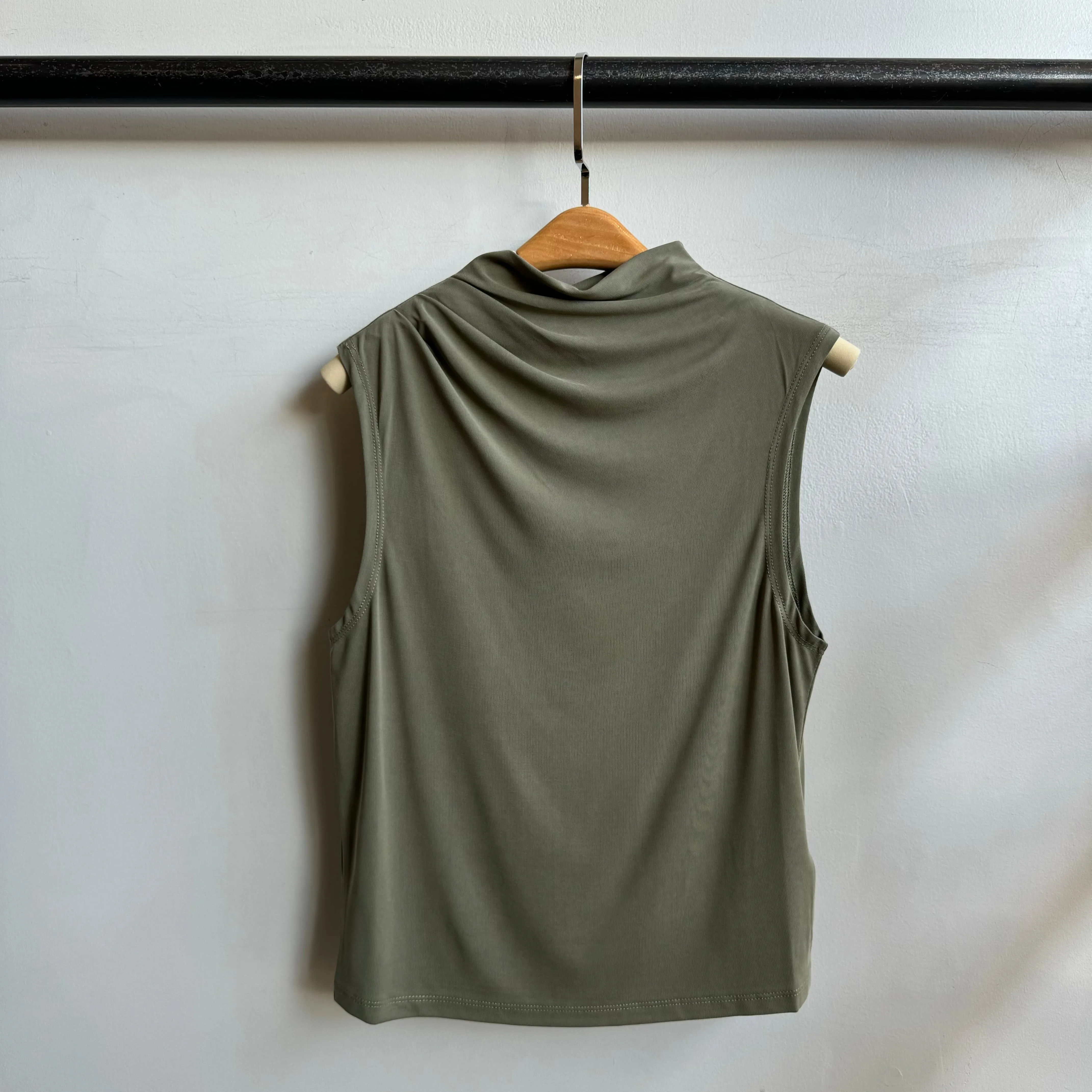 THE PORTIA Top Solid Color
