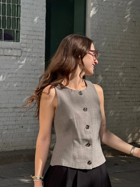 NonChafing Fabric FlexibleCollarStructure THE ANDREA Vest